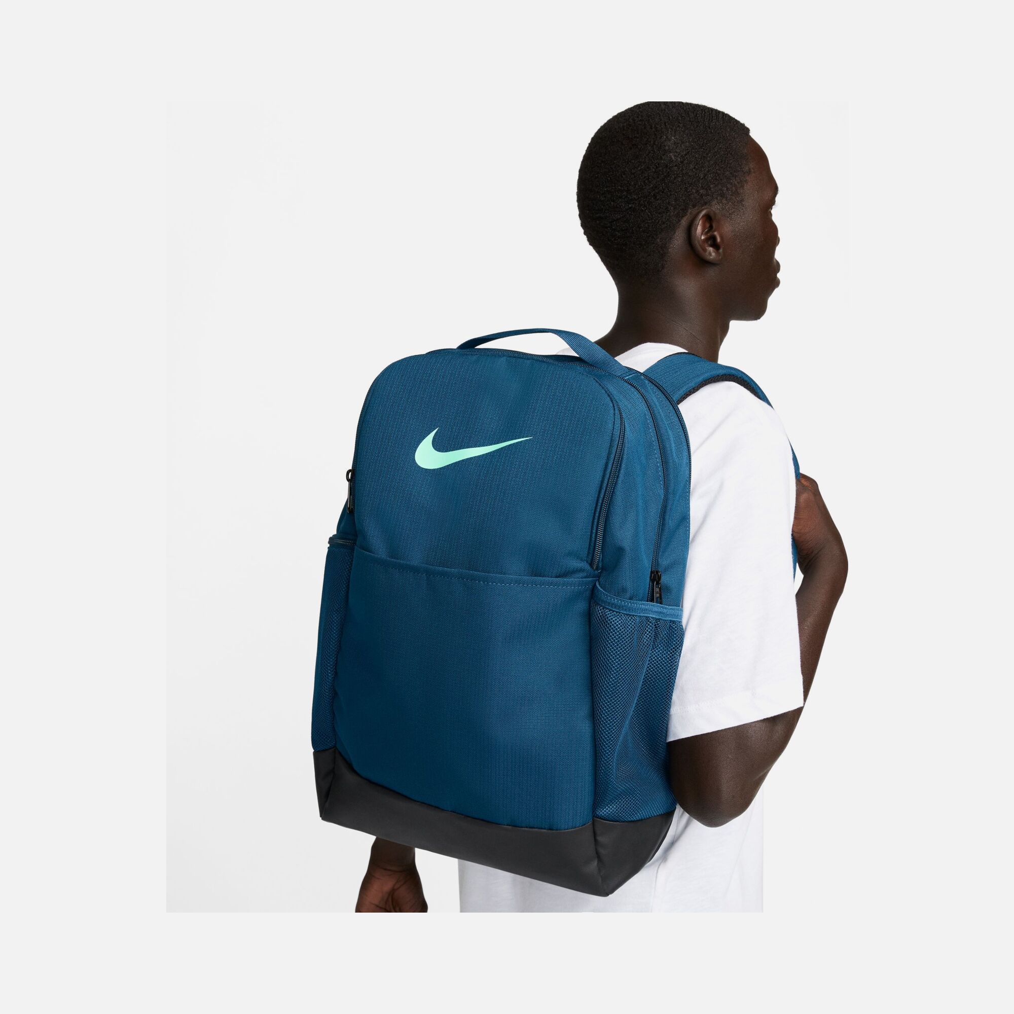 Nike Brasilia 9.5 Training (Medium 24 L) Erkek Sırt Çantası