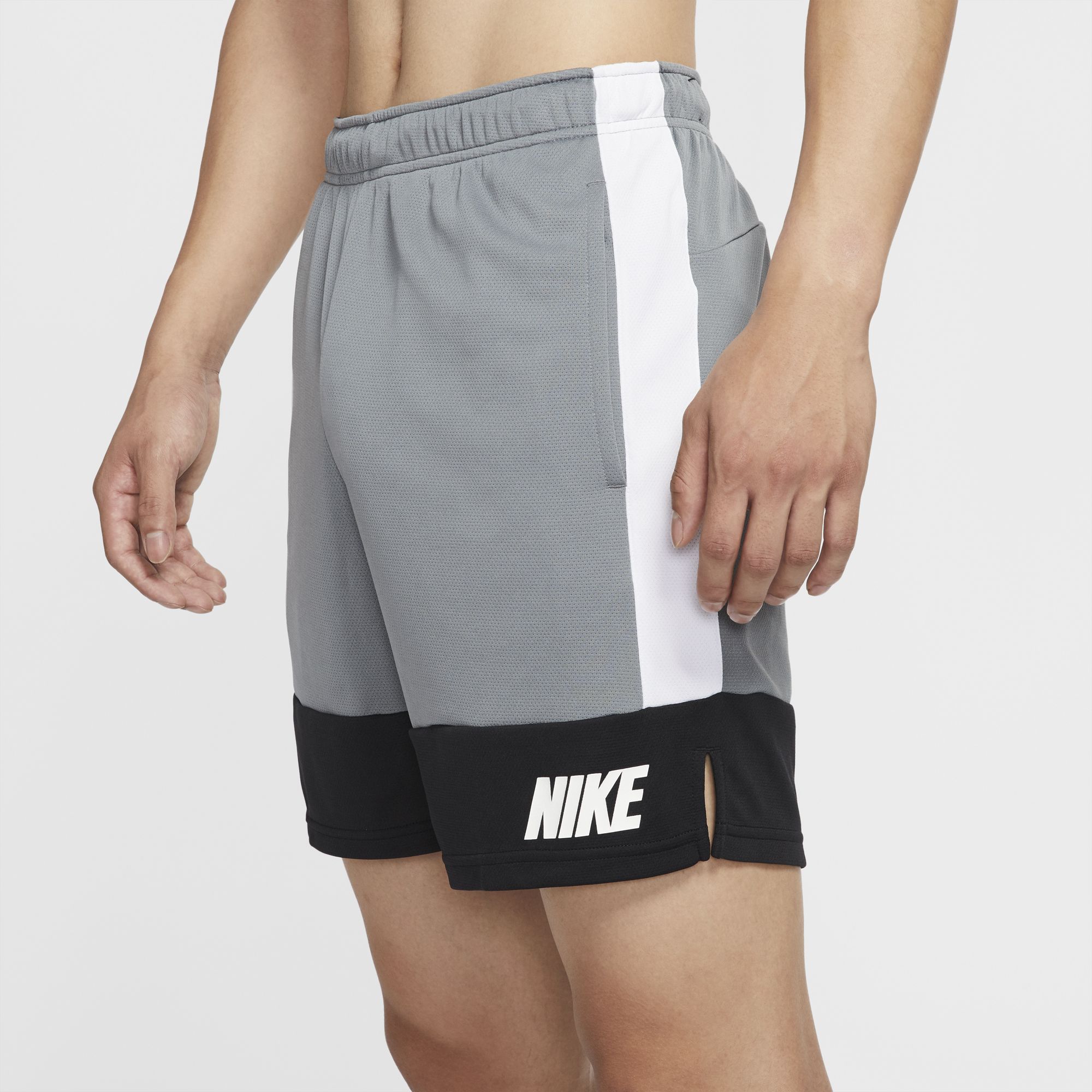 Nike Dri-Fit Training 5.0 Erkek Şort
