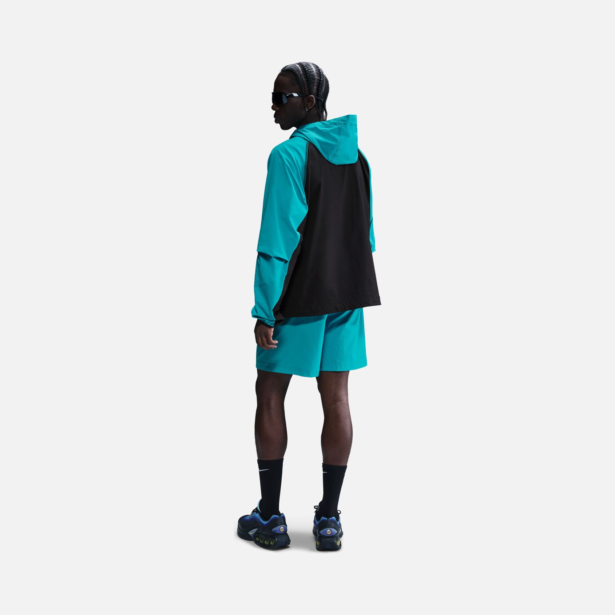 Nike Tech Woven Windrunner Full-Zip Hooded Erkek Ceket