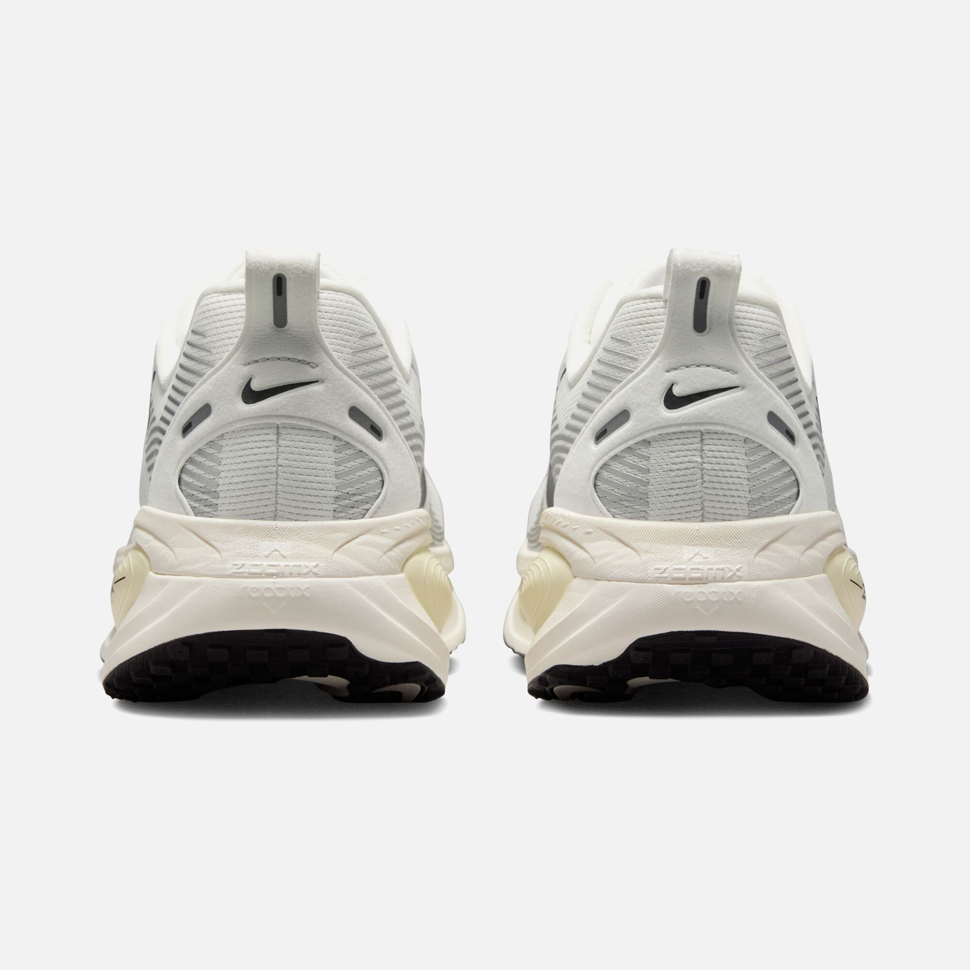 Nike Vomero 18 ZoomX Road Running Erkek Spor Ayakkabı