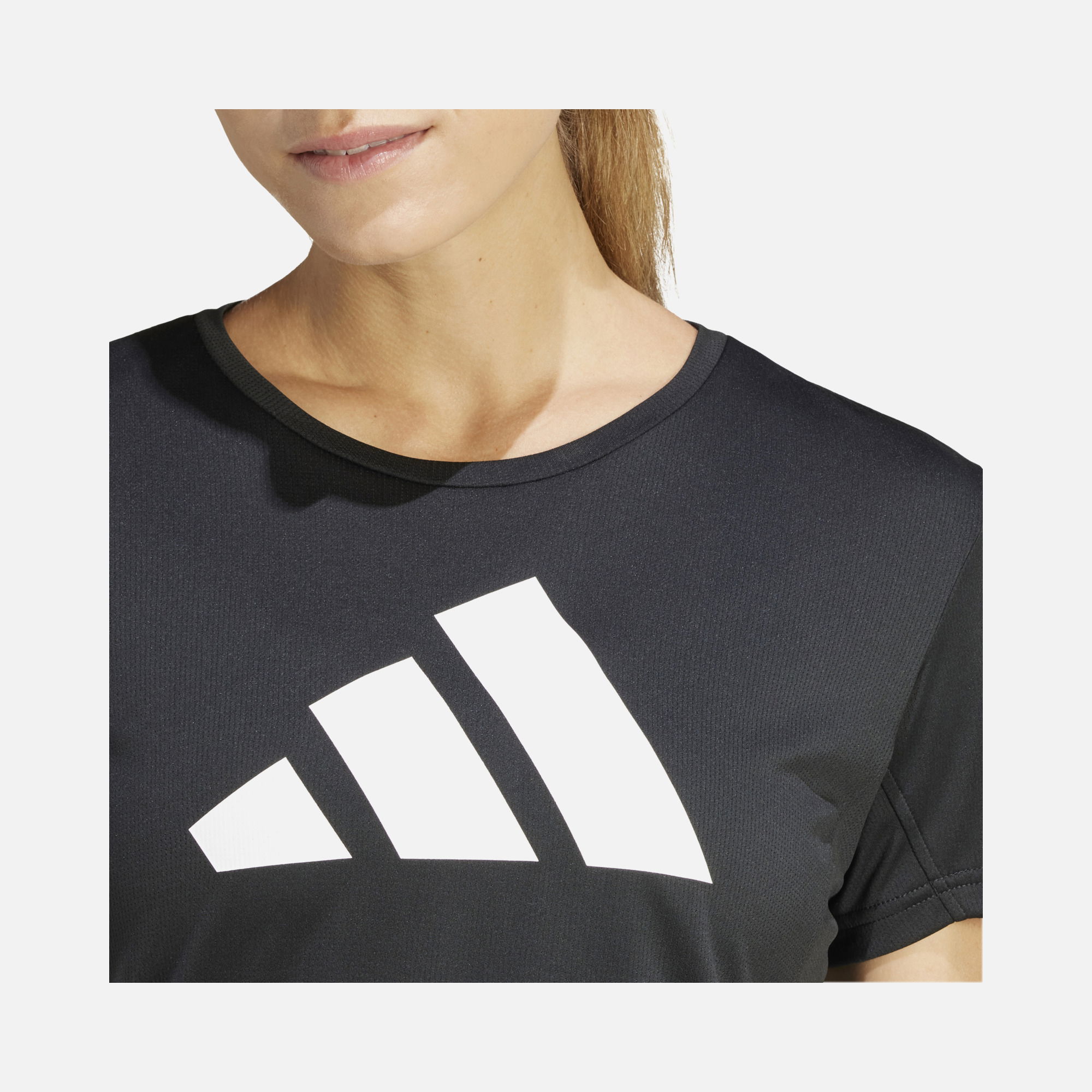 adidas AEROREADY Run It Crew Neck Running Short-Sleeve Kadın Tişört