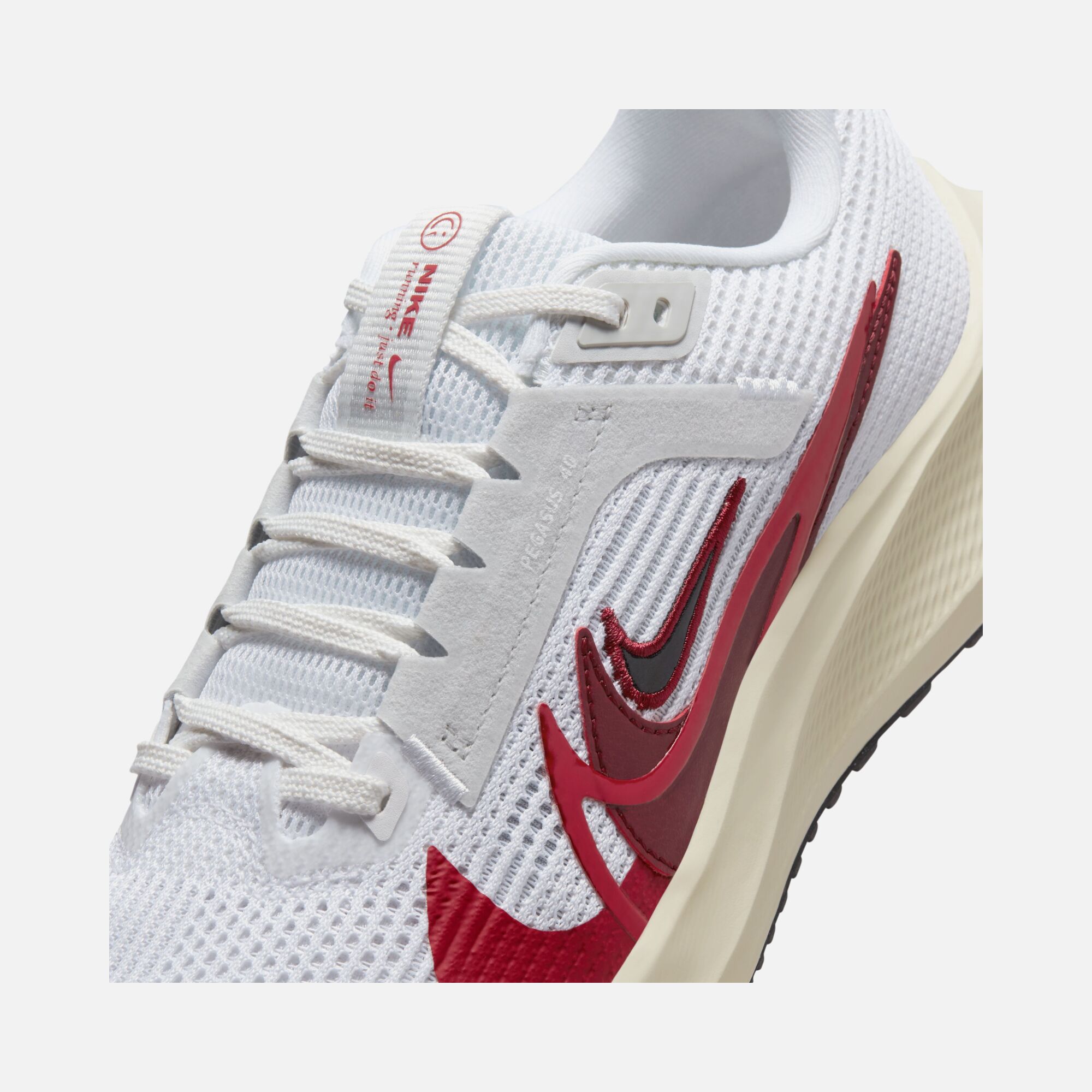 Nike Air Zoom Pegasus 40 Premium Any Road Running Kadın Spor Ayakkabı