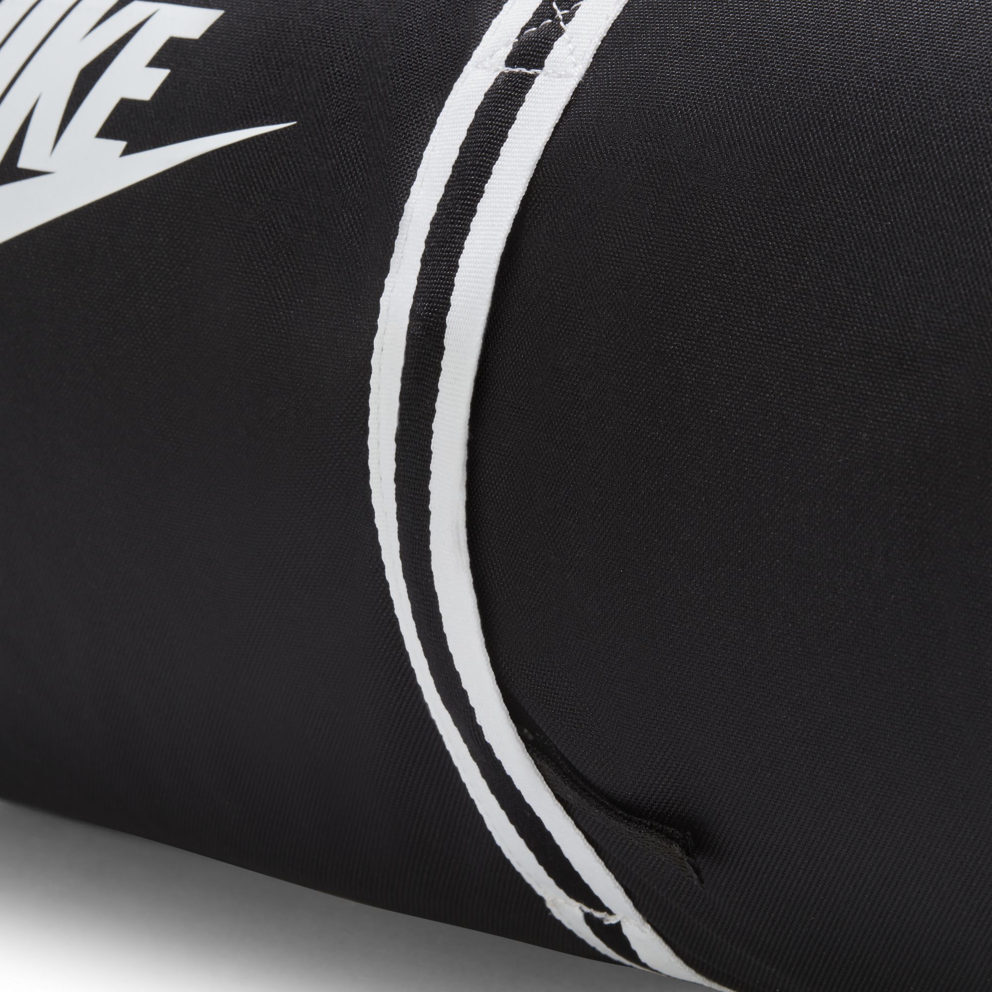 Nike Heritage (30 L) Unisex Spor Çanta