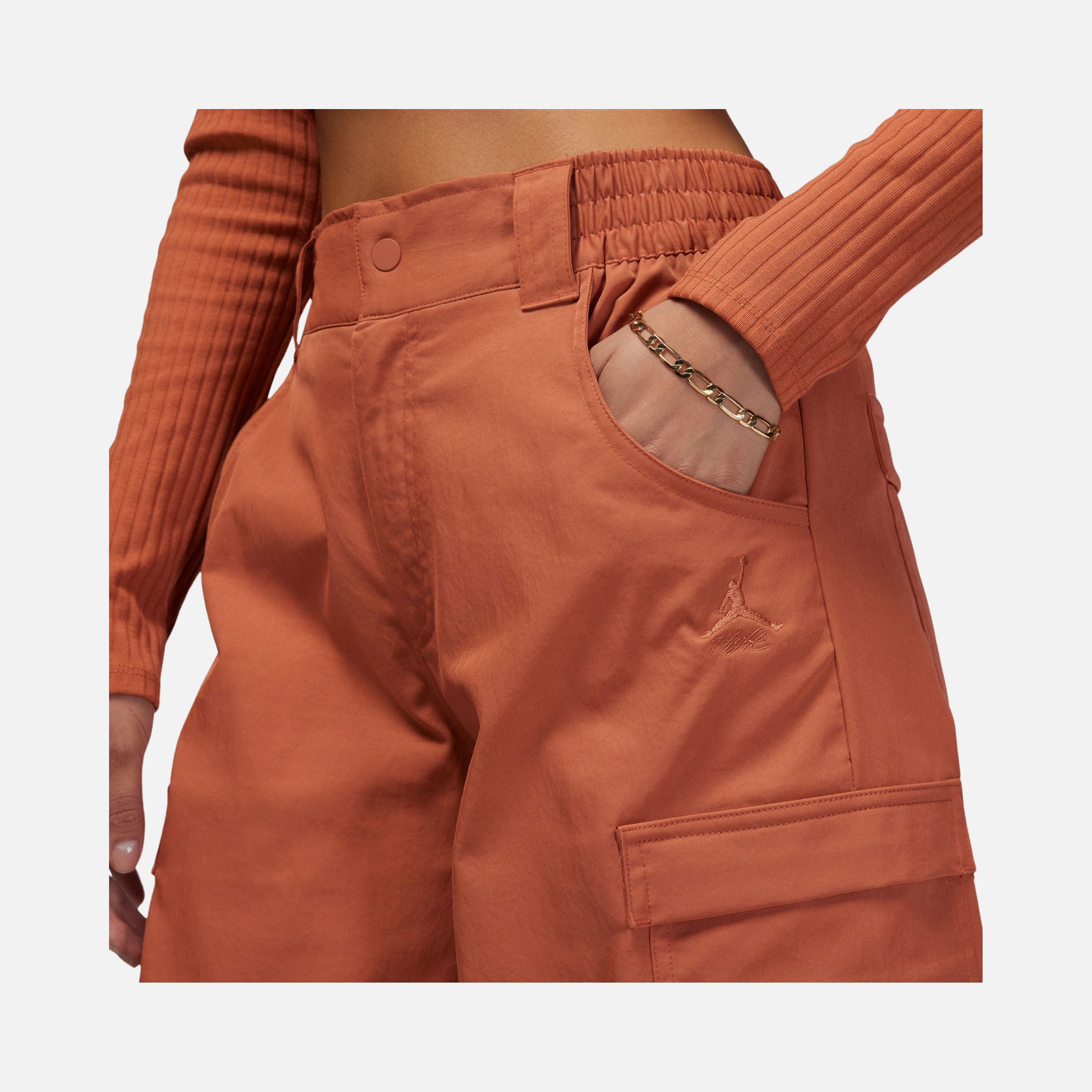 Nike Jordan Heavyweight Chicago Water Repellent Fabric Kadın Eşofman Altı