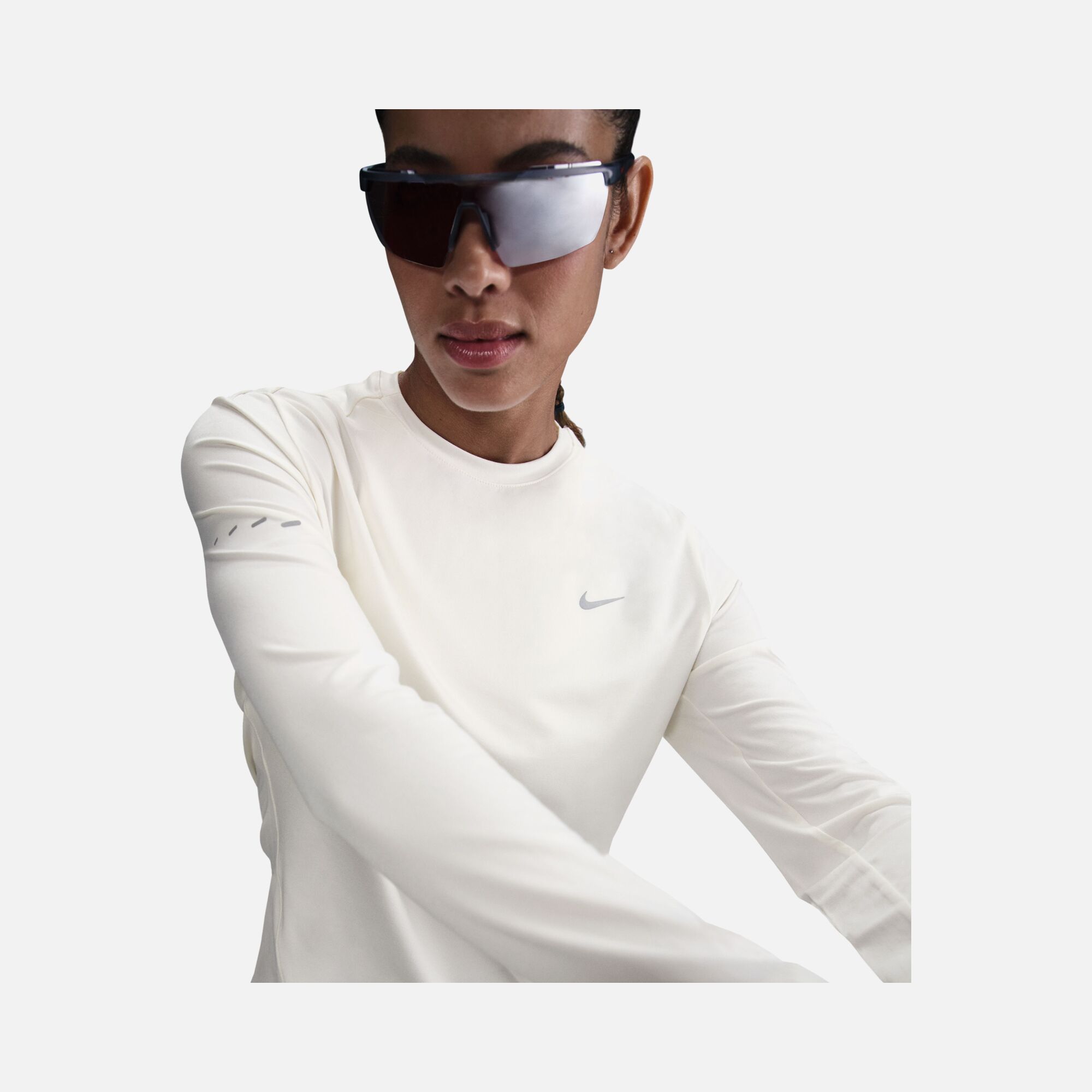 Nike Swift Dri-Fit UV Crew Running Long-Sleeve Kadın Tişört