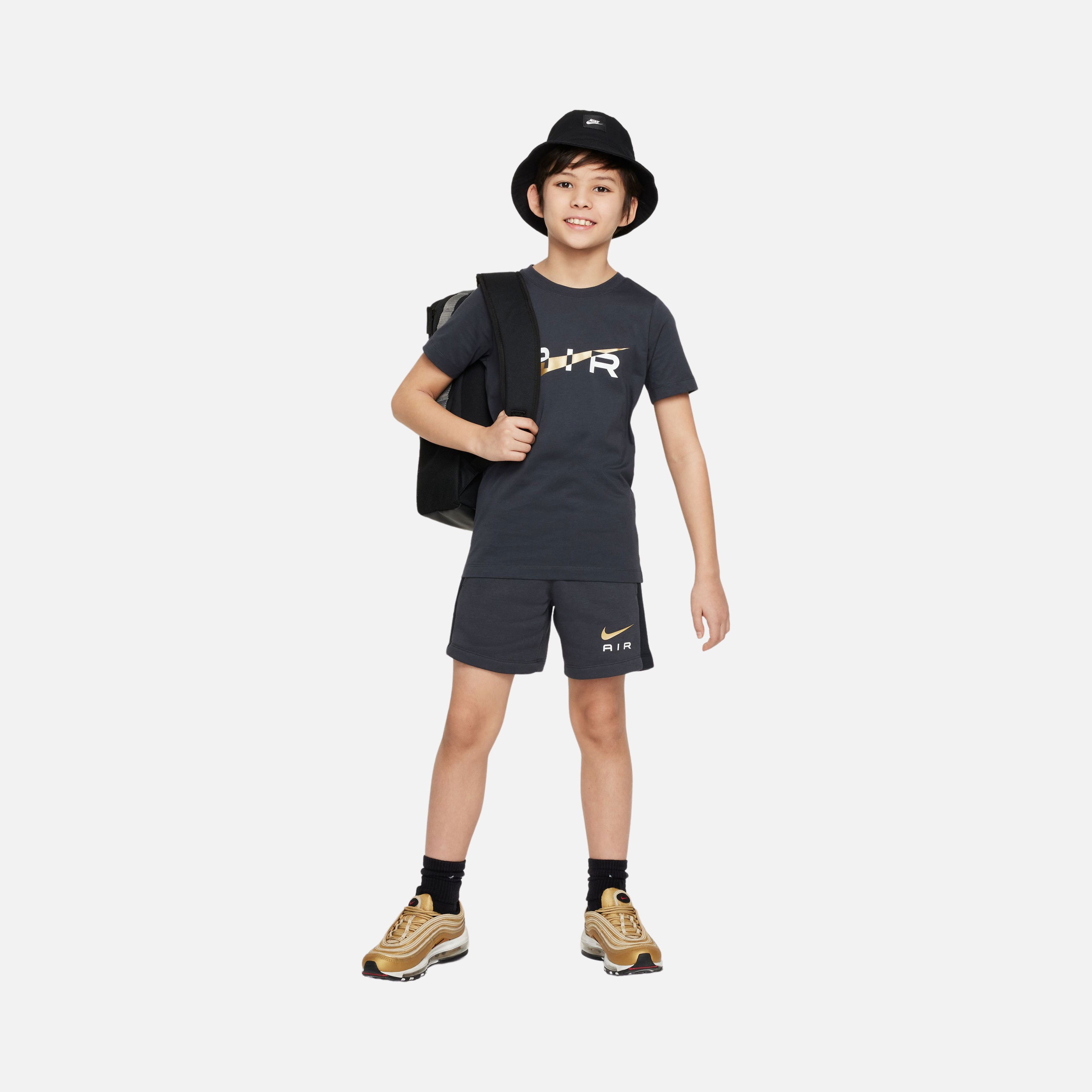 Nike Sportswear Swoosh Air Graphic Short-Sleeve (Boys') Çocuk Tişört