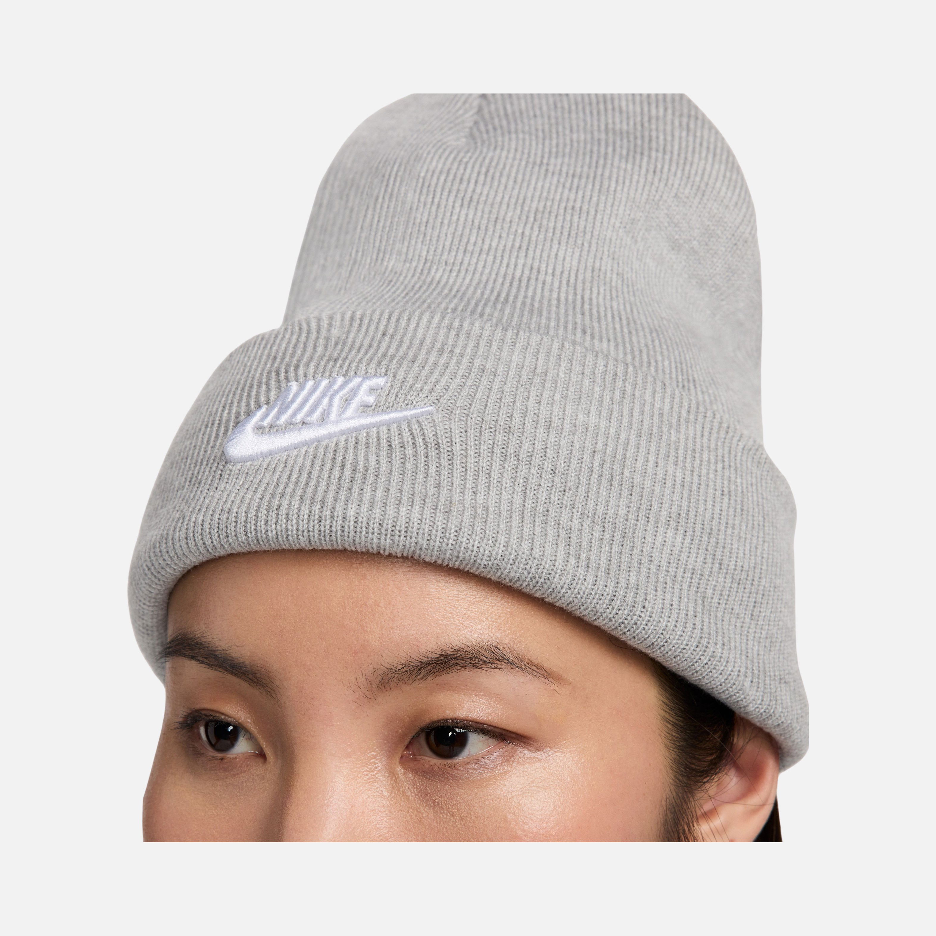 Nike Sportswear Peak Embroidered Futura Logo Unisex Bere