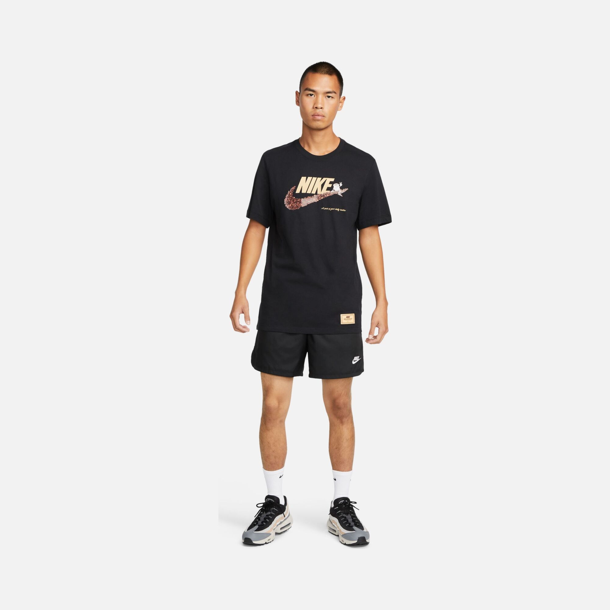 Nike Sportswear Coffee Swoosh Graphic Short-Sleeve Erkek Tişört