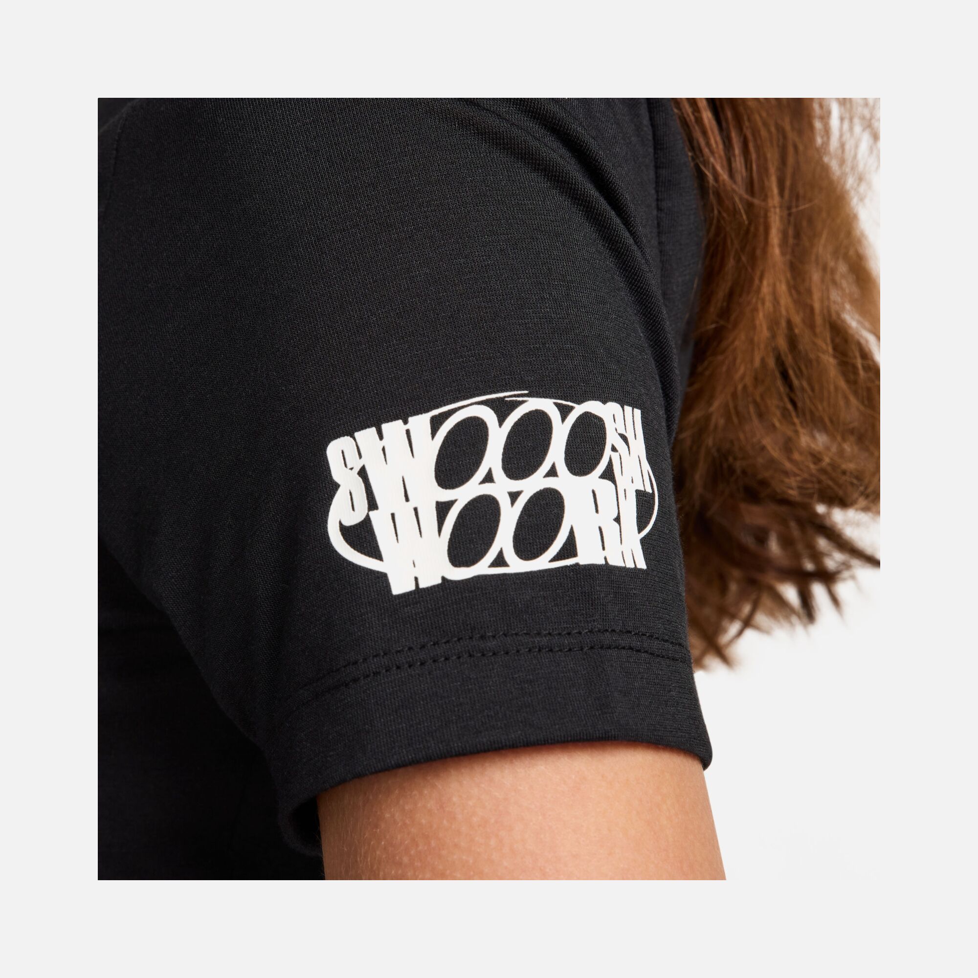 Nike Sportswear ''Dance Like Is Whatching'' Cropped Short-Sleeve Kadın Tişört