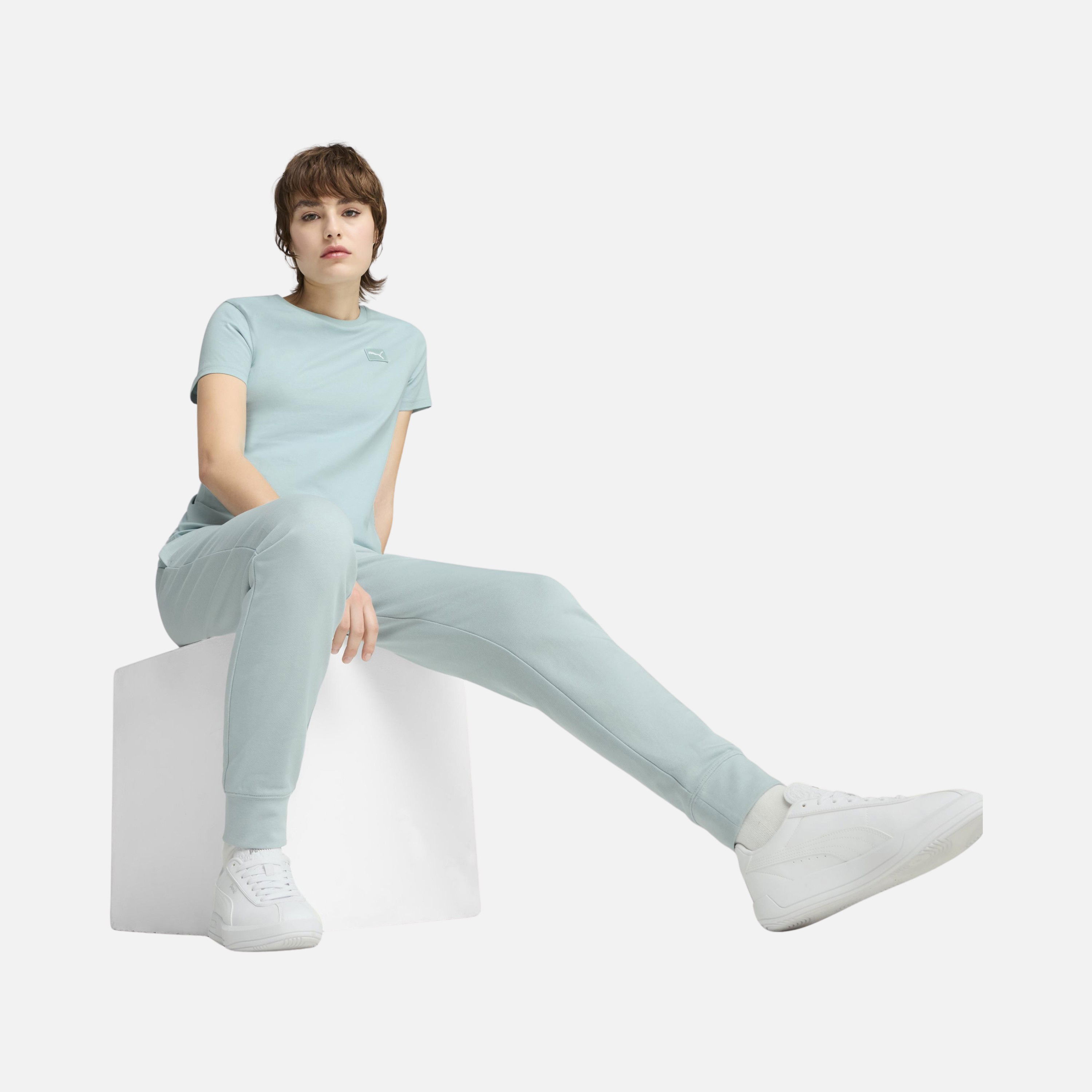 Puma Sportswear Essentials Elevated Short-Sleeve Kadın Tişört