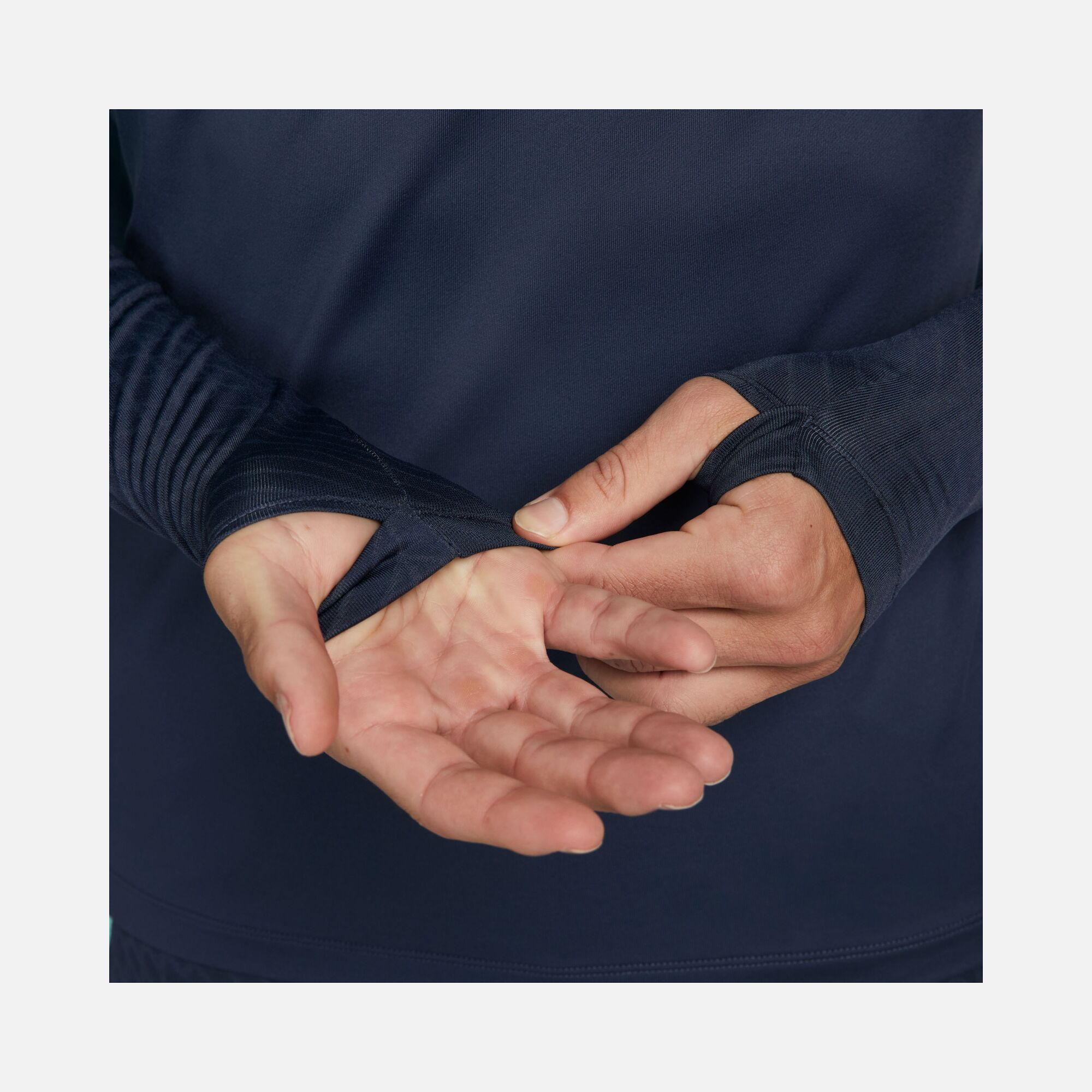 Nike FC Barcelona Dri-Fit 2023-2024 Strike Training Long-Sleeve Erkek Tişört