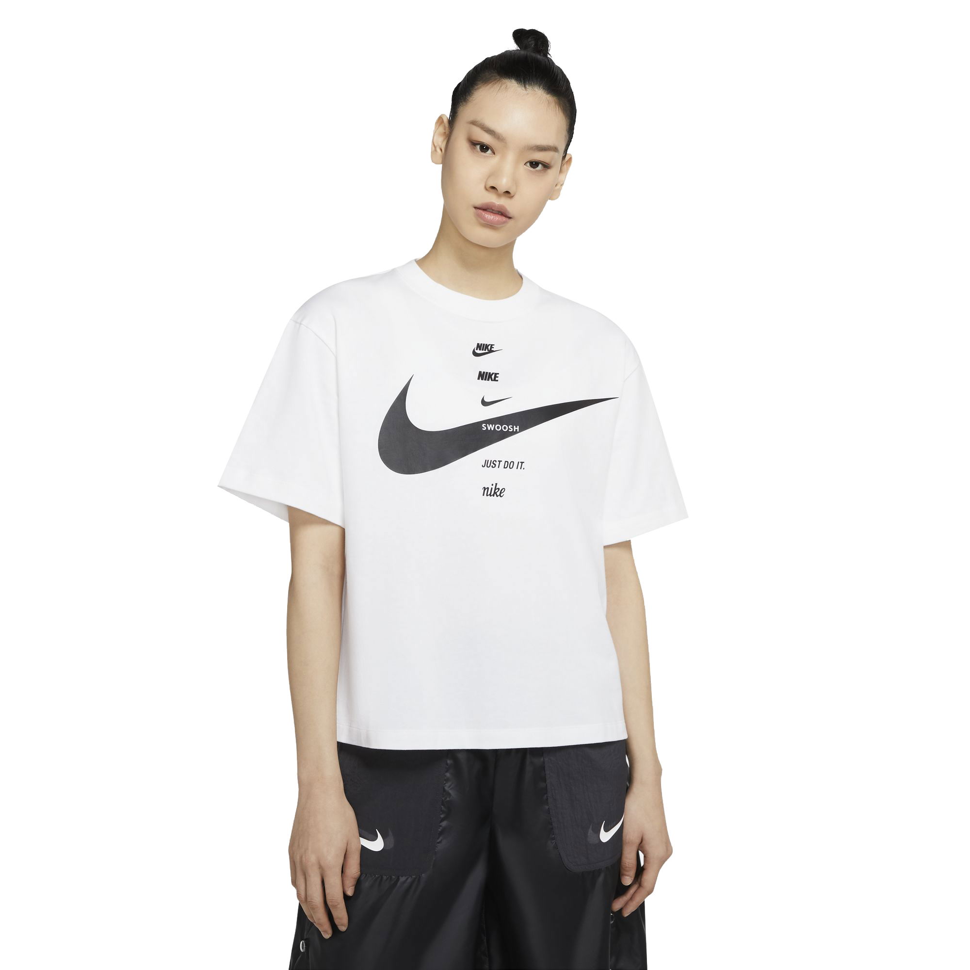 Nike Sportswear Swoosh Short-Sleeve Top Kadın Tişört