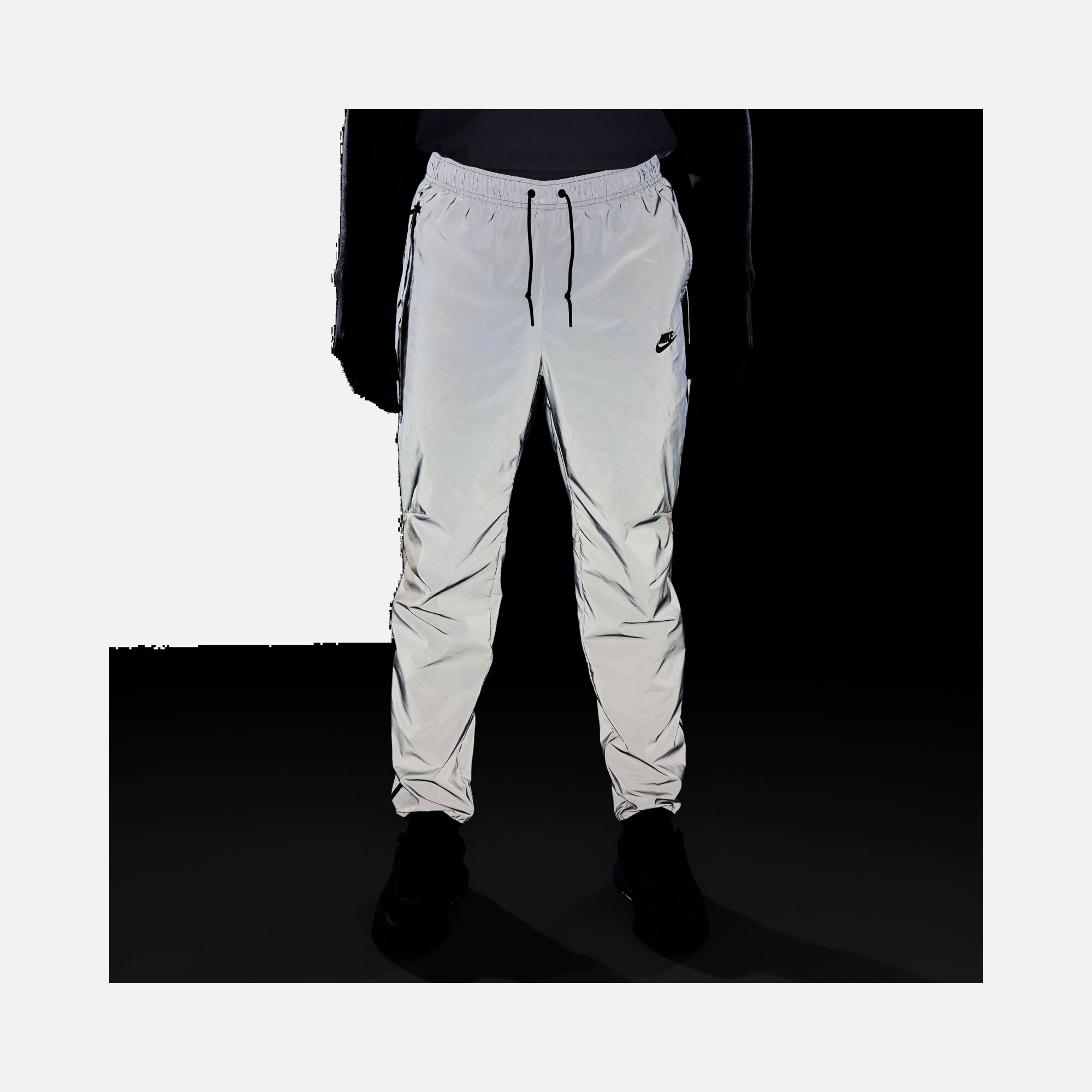 Nike Sportswear Tech Seasonal Woven Flash Erkek Eşofman Altı