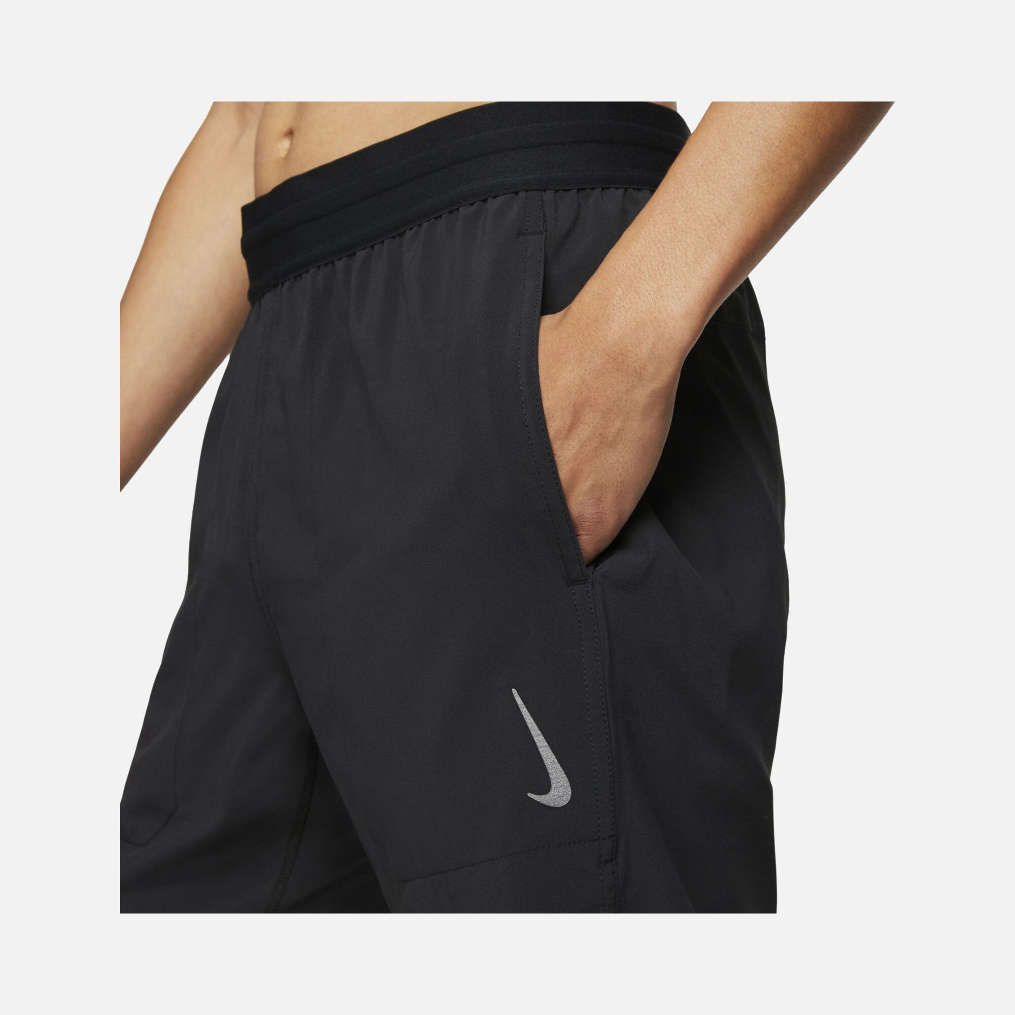 Nike Yoga Dri-Fit Woven Training Erkek Şort
