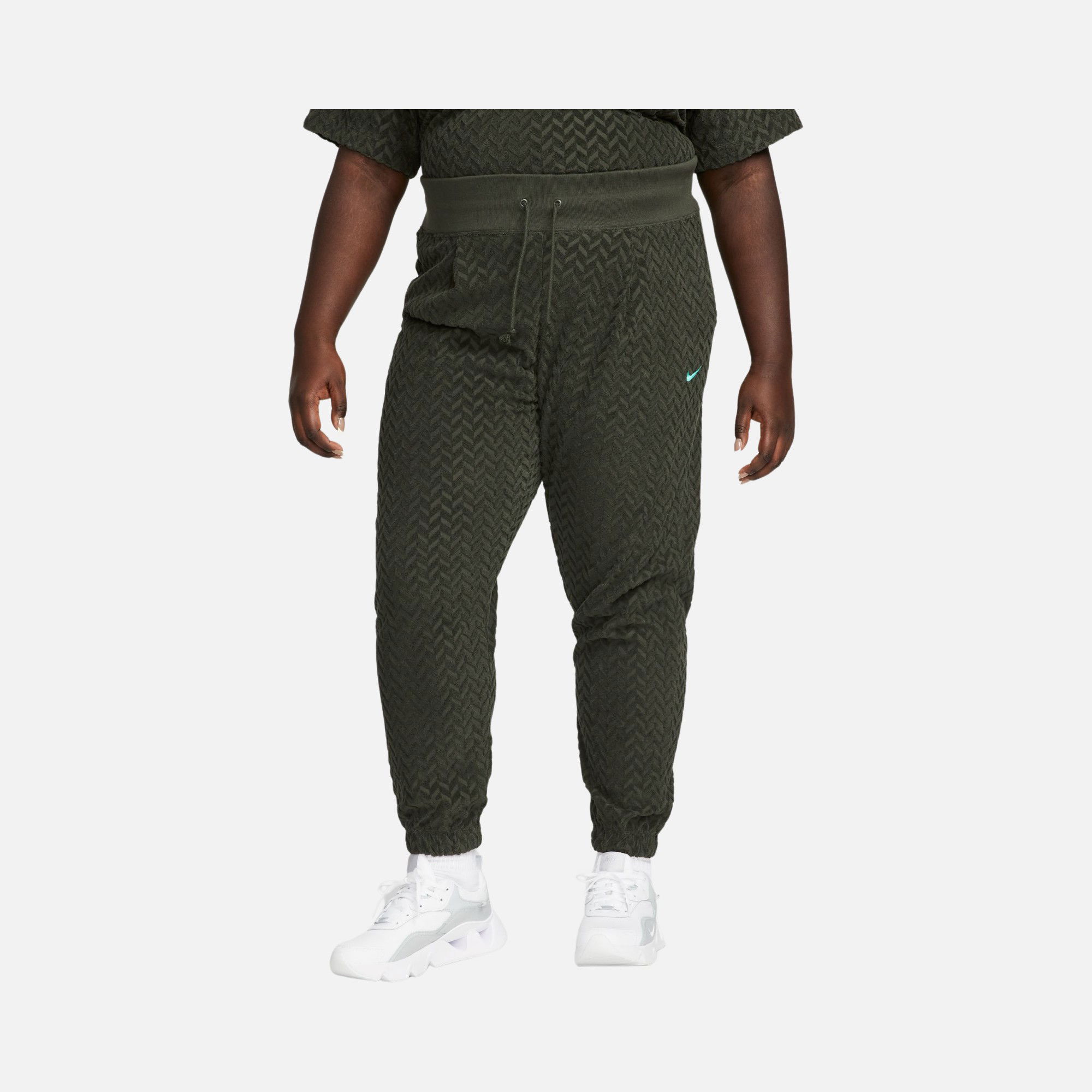 Nike Sportswear Everyday Mod High-Waisted AOJ Jogger (Plus-Size) Kadın Eşofman Altı