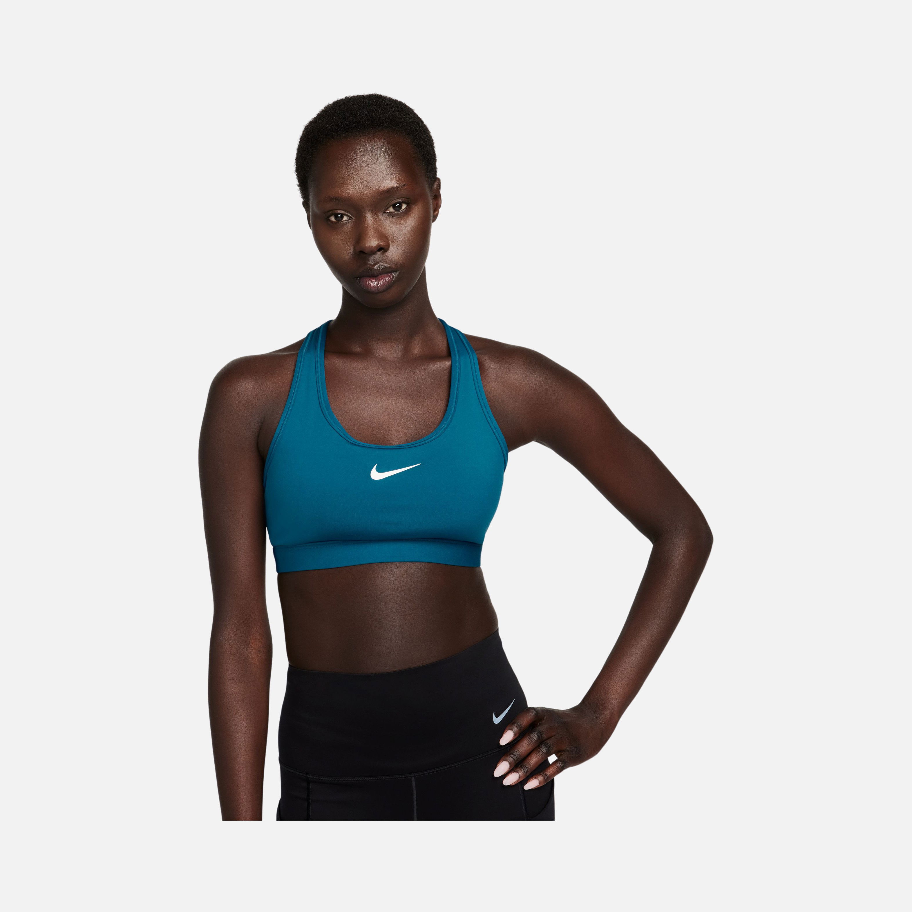 Nike Swoosh Medium Support Padded Training Kadın Bra