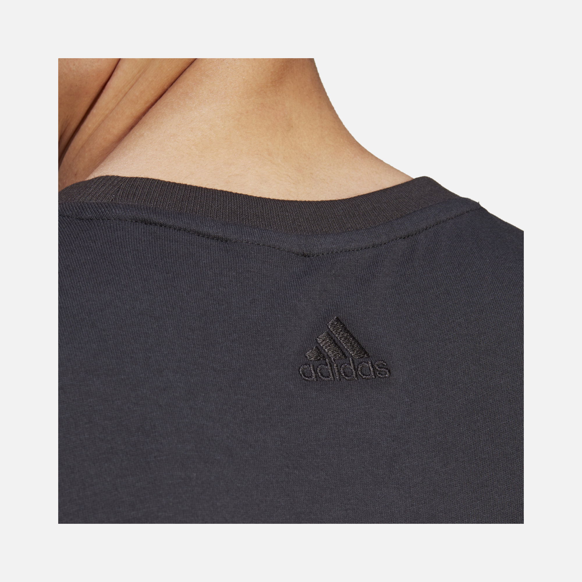 adidas Sportswear All SZN Graphic Short-Sleeve Erkek Tişört