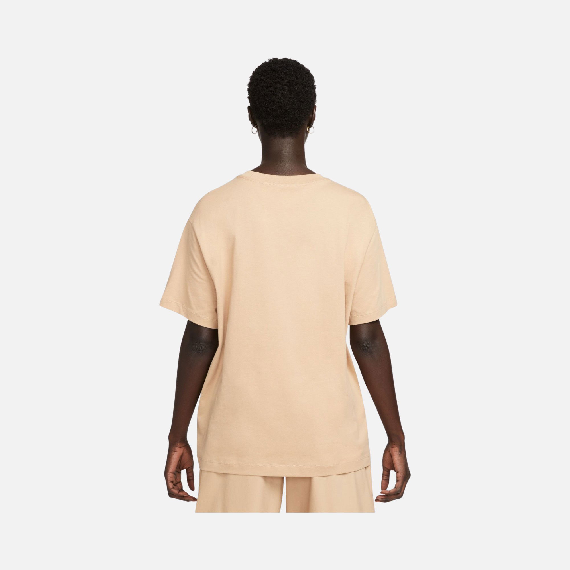 Nike Sportswear Essentials Short-Sleeve Kadın Tişört