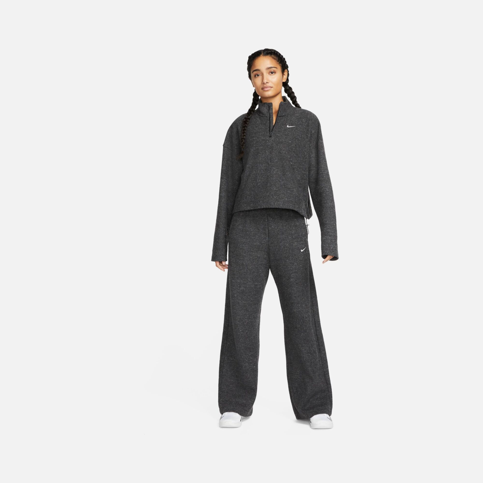 Nike Therma-Fit Cozy Cropped Training 1/2-Zip Kadın Sweatshirt