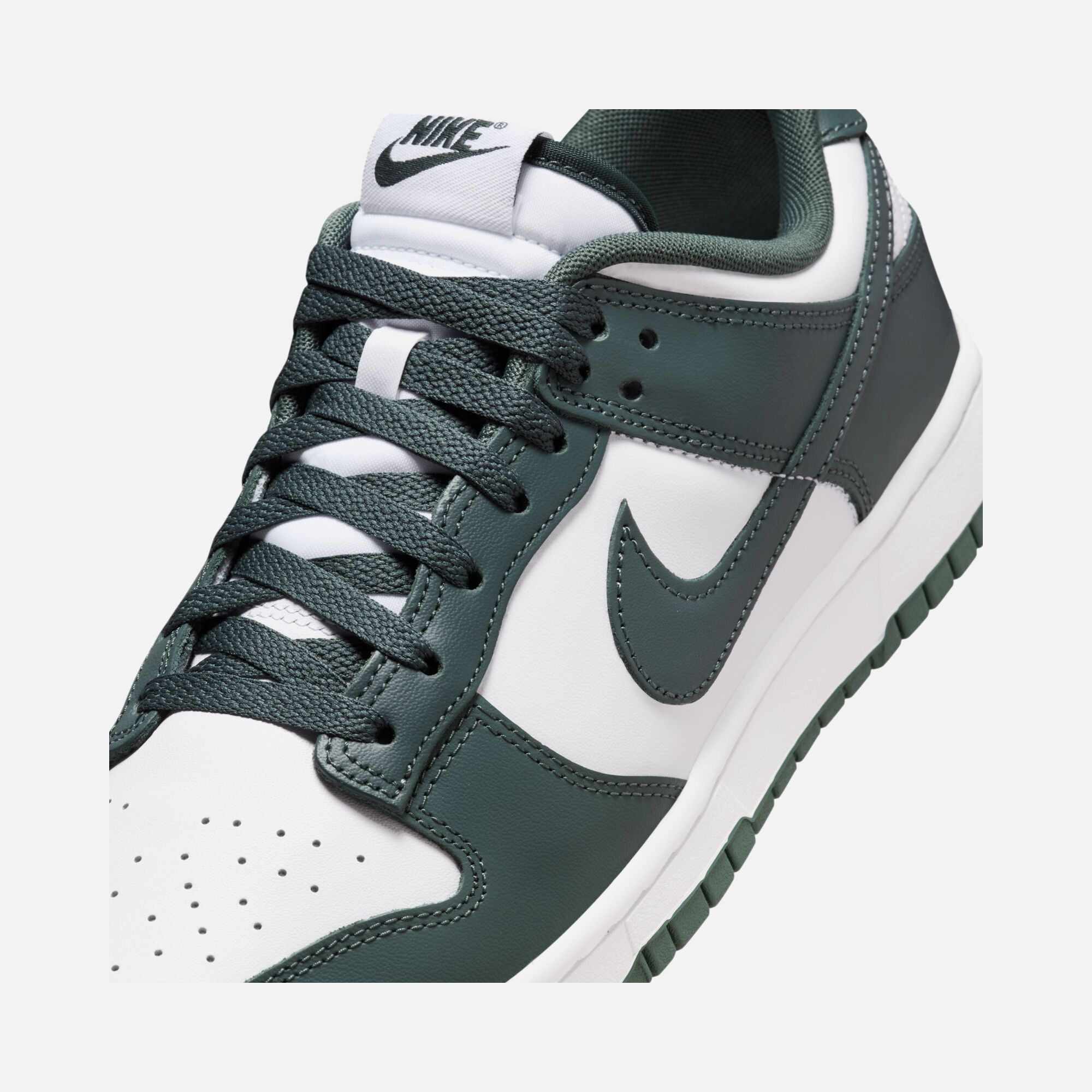 Nike Dunk Low Retro ''Be True To Your School Collection'' Erkek Spor Ayakkabı