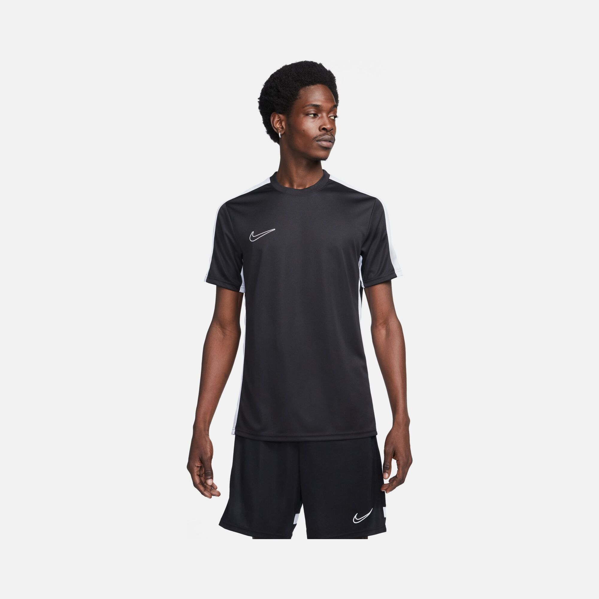 Nike Dri-Fit Academy Smooth Knit Global Football Training Short-Sleeve Erkek Tişört