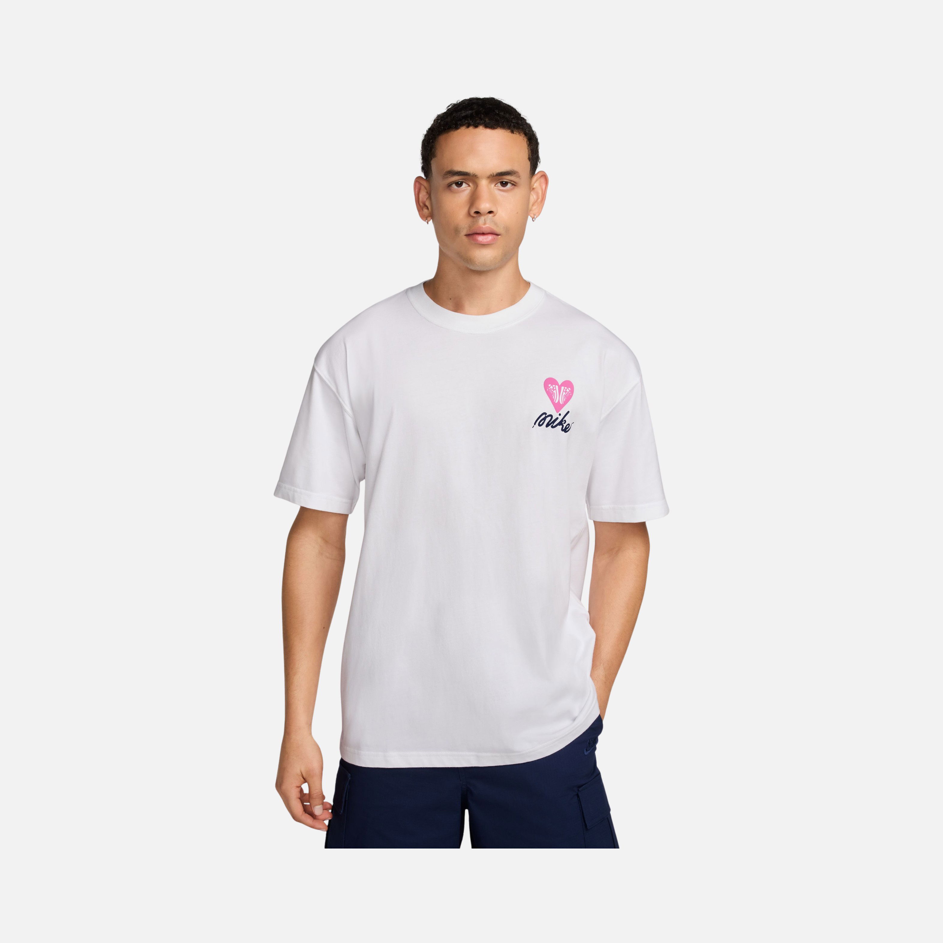 Nike Sportswear M90 Oc V Day ''The Shoe Loves Me / Doesn't'' Graphics Short-Sleeve Erkek Tişört