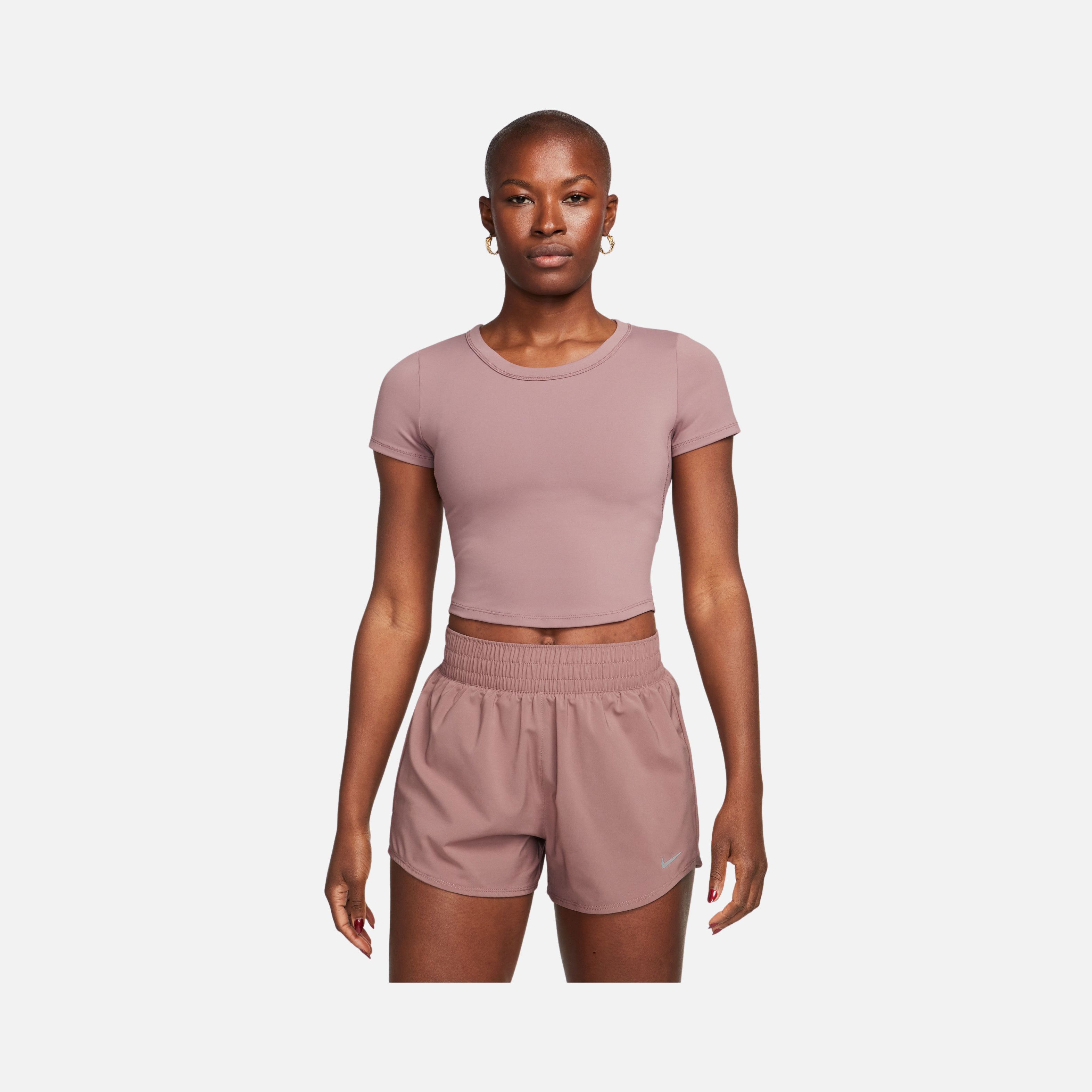 Nike One Fitted Dri-Fit Cropped Training Short-Sleeve Kadın Tişört