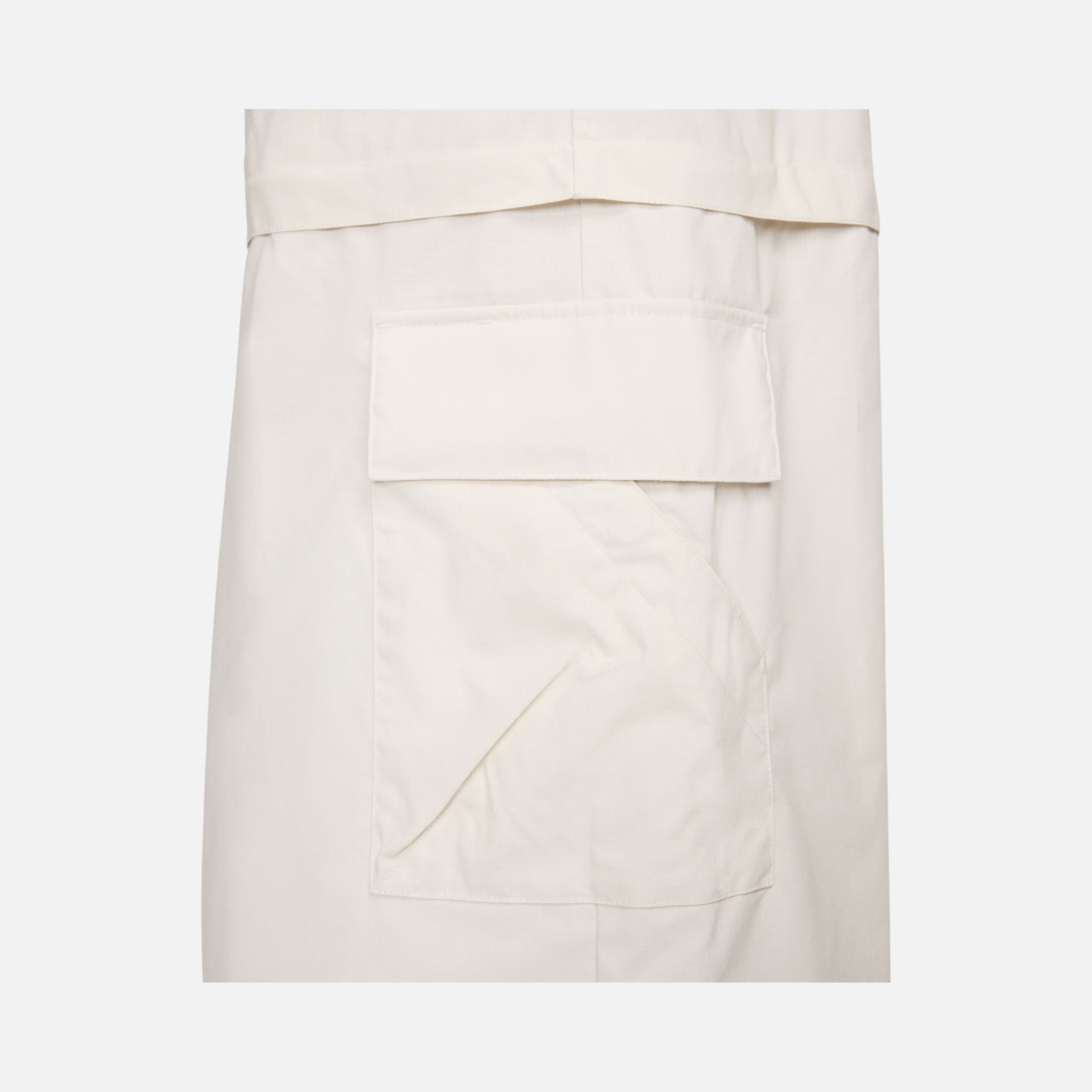 Nike Sportswear Essentials Mid-Rise Woven Cargo Midi Kadın Etek