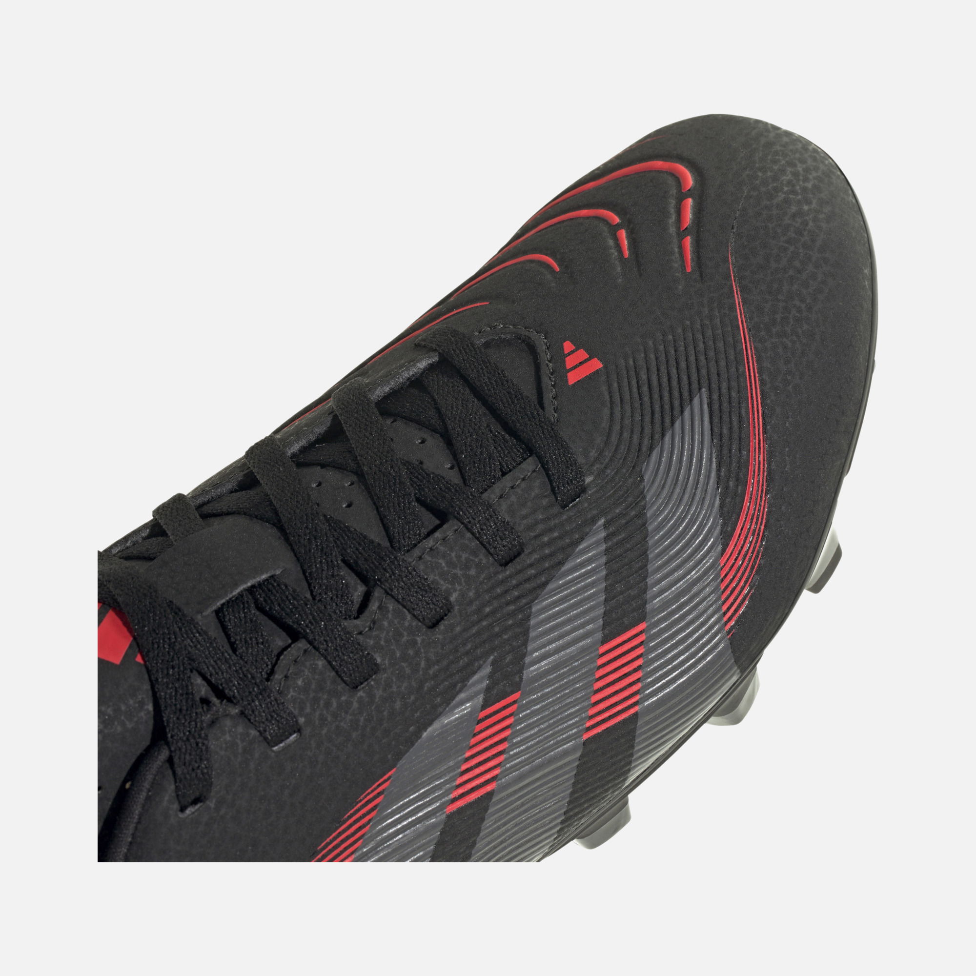 adidas Predator Club FG/MG Multi-Ground Low-Top Erkek Krampon