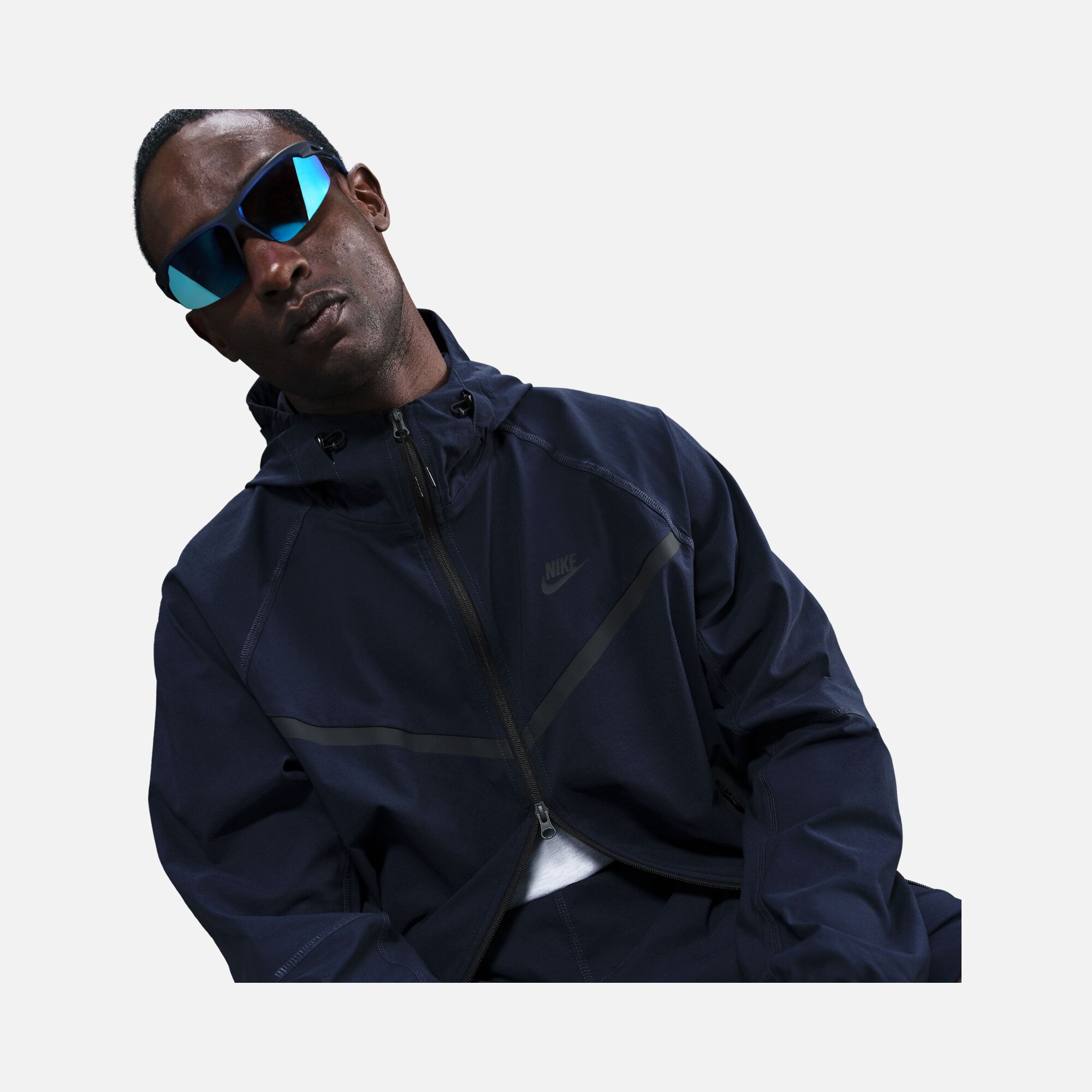 Nike Tech Woven Windrunner Full-Zip Hooded Erkek Ceket