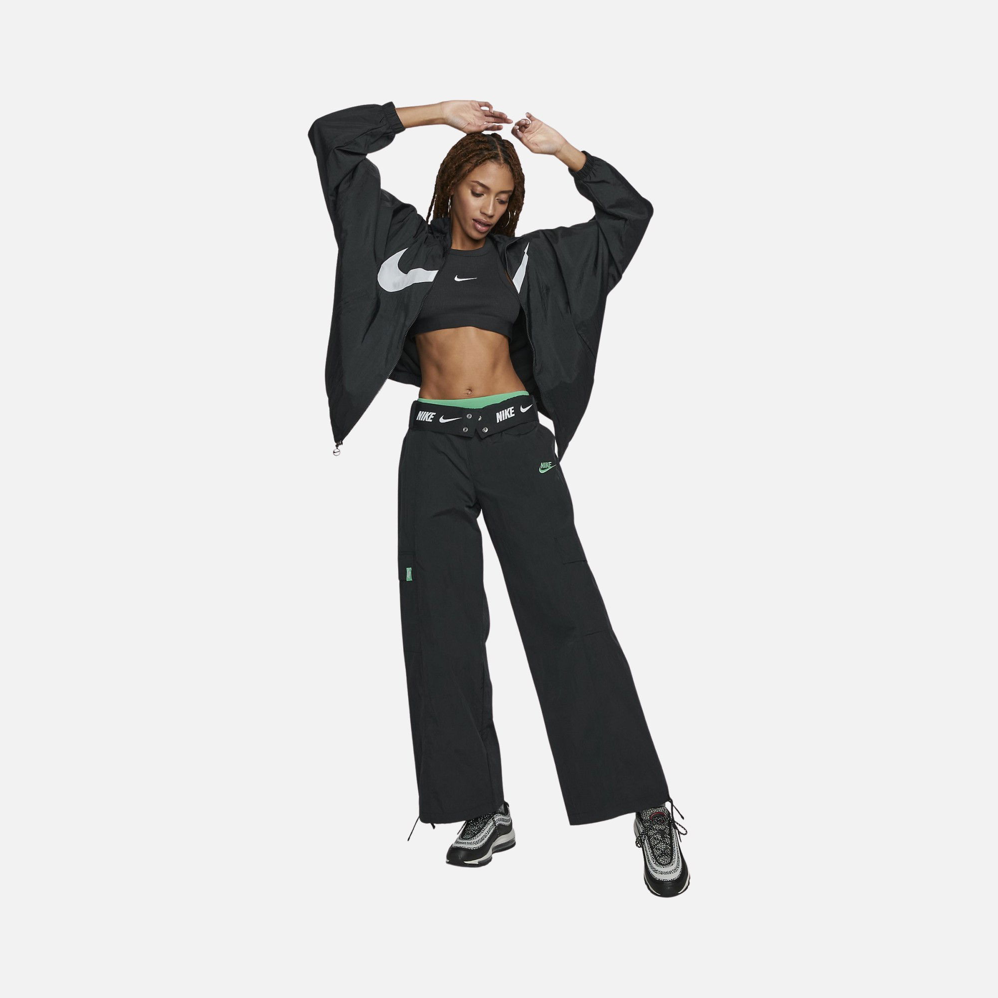 Nike Sportswear Oversized High-Waisted Woven Cargo Kadın Pantolon