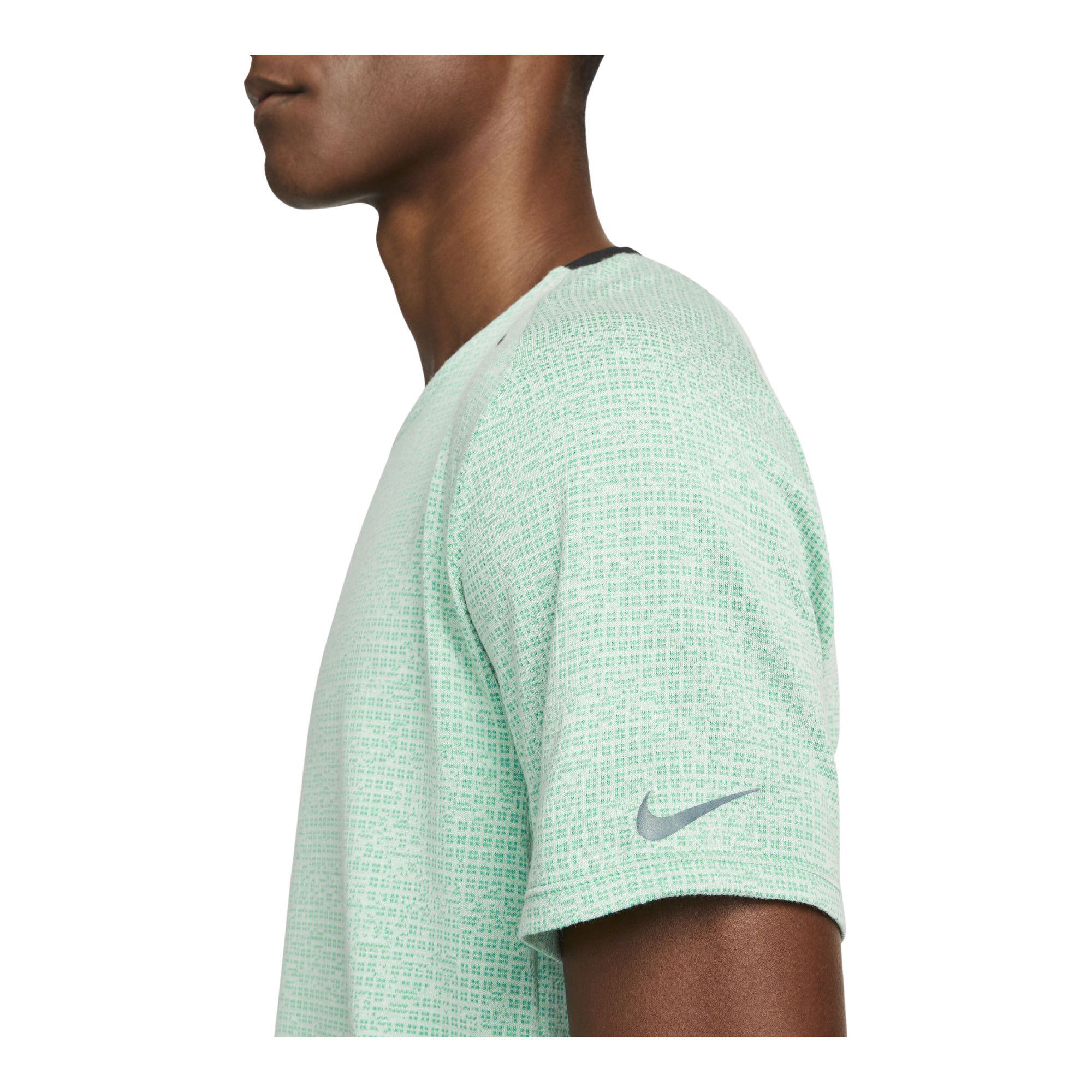 Nike Dri-Fit Run Division Running Short-Sleeve Erkek Tişört