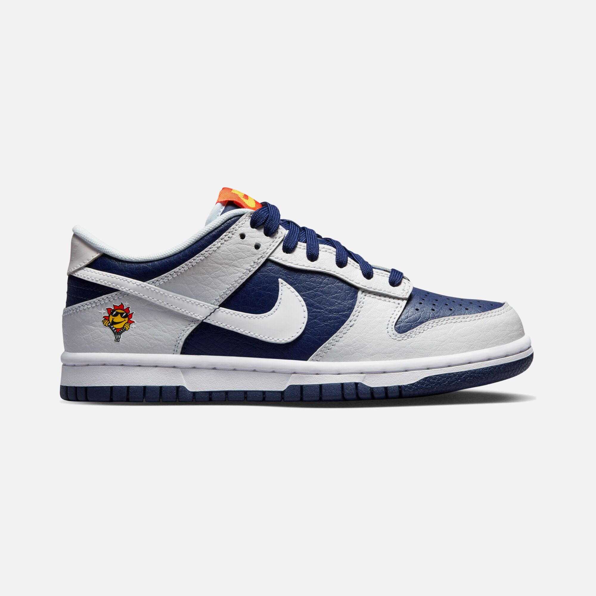 Nike Dunk Low ''Back Tab that Changes Color in UV Light'' (GS) Spor Ayakkabı