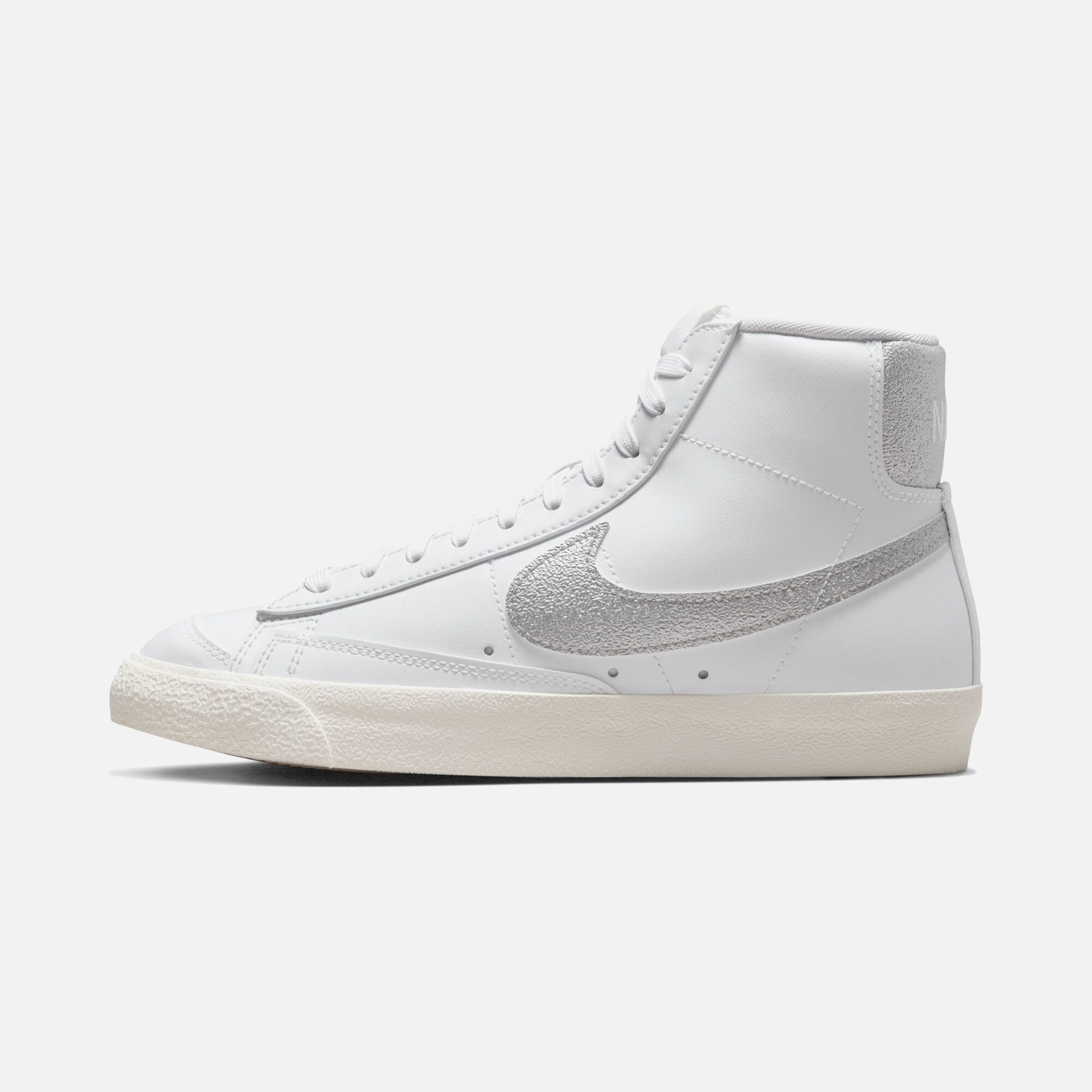 Nike Blazer Mid '77 Essentials Kadın Spor Ayakkabı