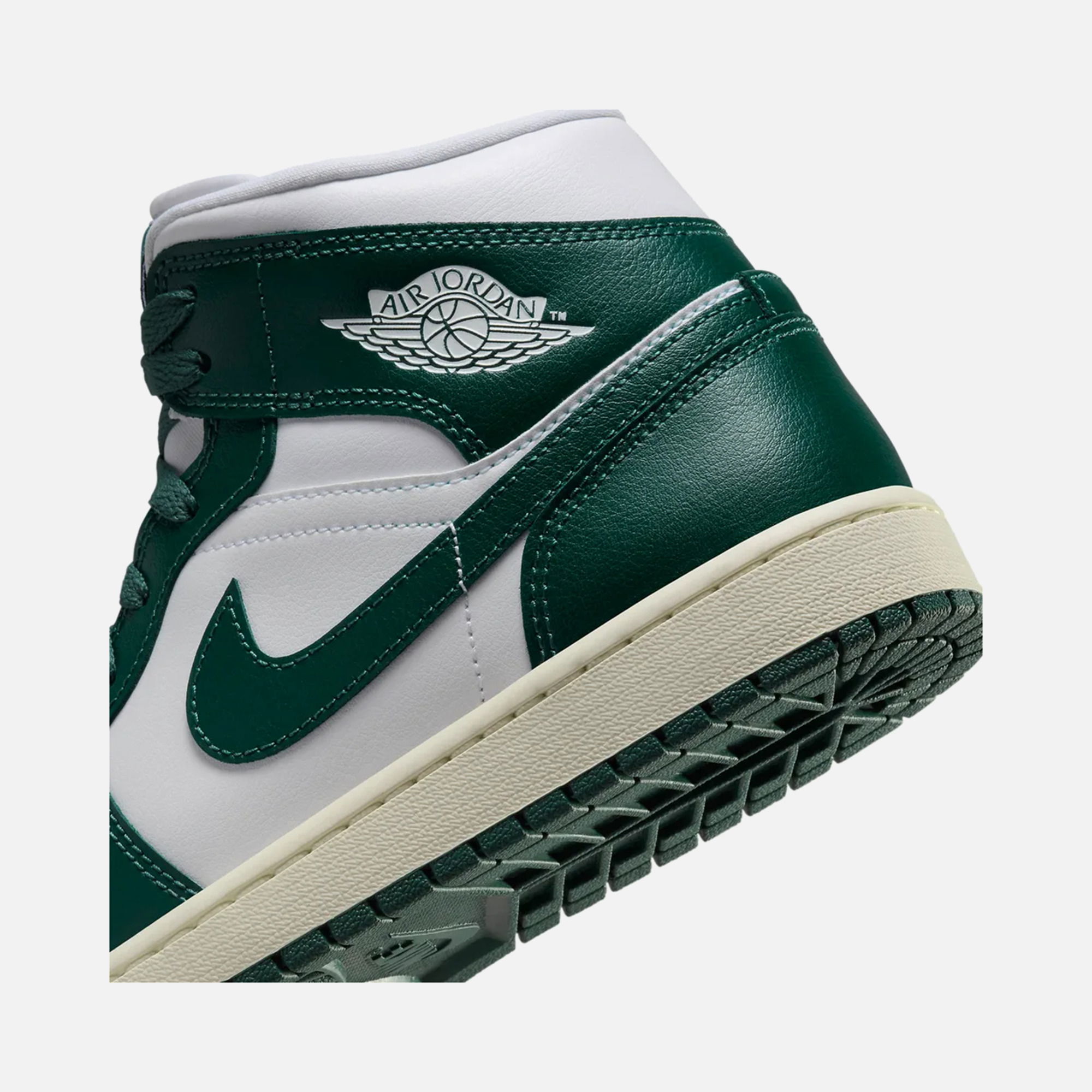 Nike Air Jordan 1 Mid Kadın Spor Ayakkabı