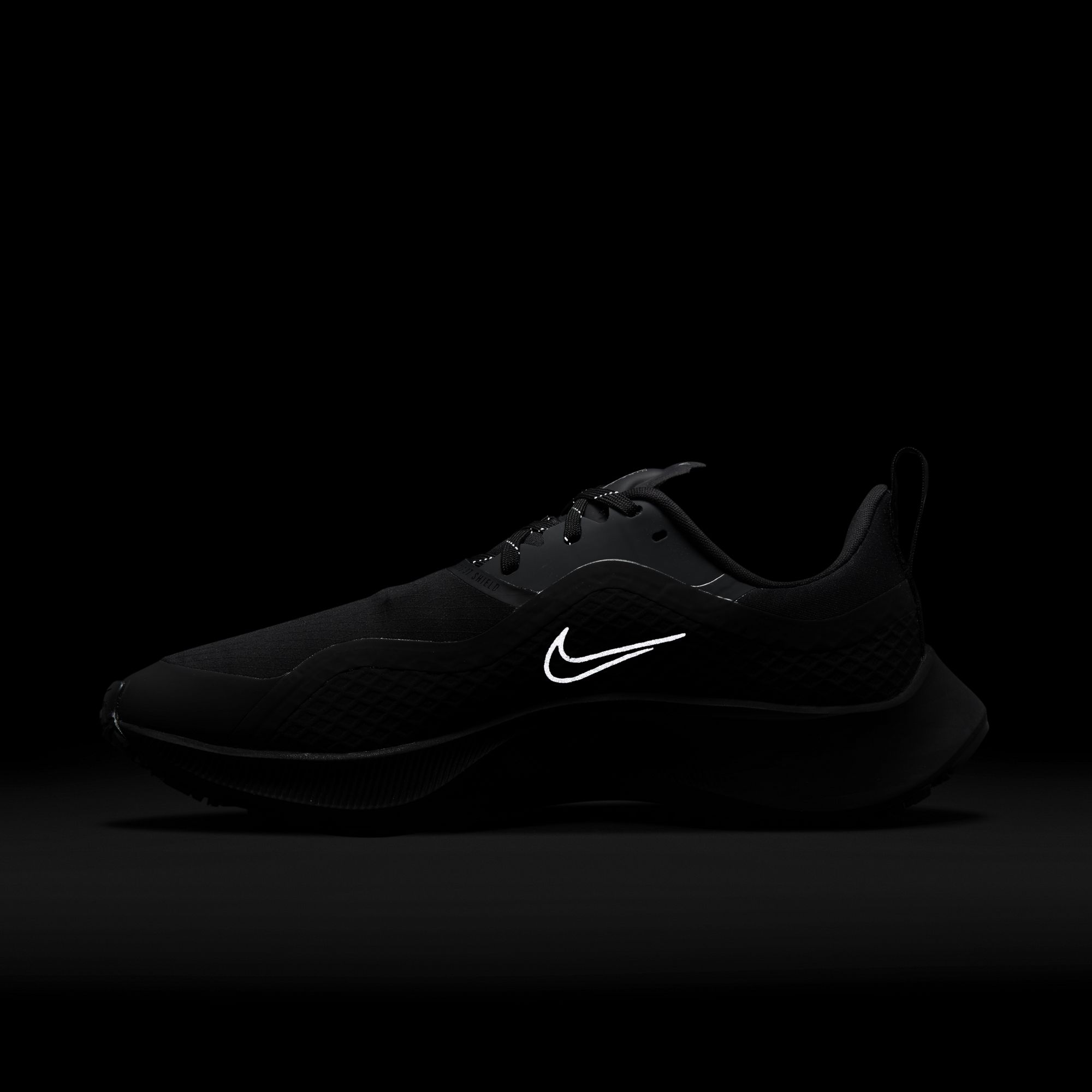 Nike Air Zoom Pegasus 37 Shield Running Kadın Spor Ayakkabı