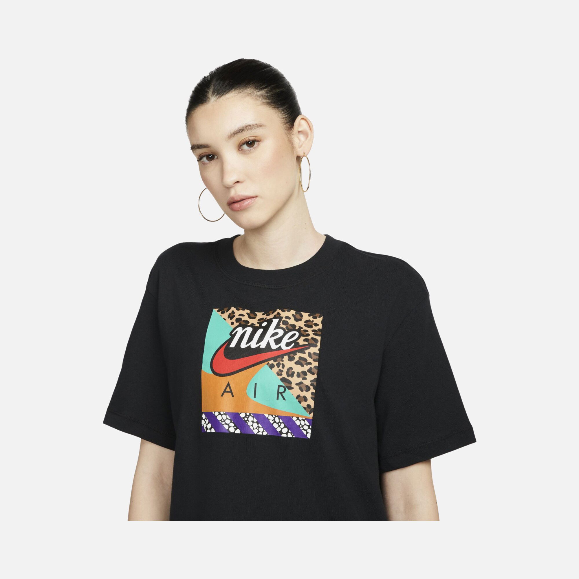 Nike Sportswear Air Loom Leopard Graphic Boy Friend Short-Sleeve Kadın Tişört
