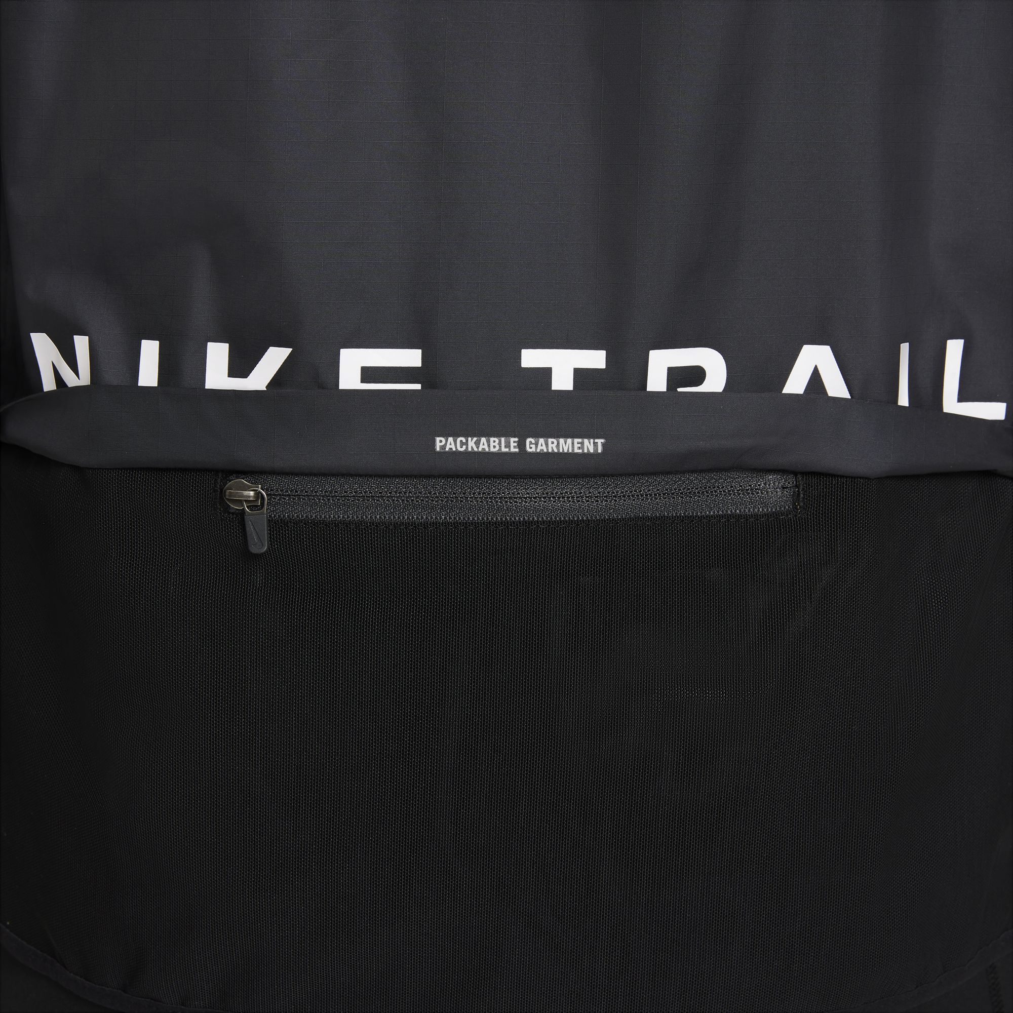 Nike Shield Trail Running Full-Zip Hoodie Kadın Ceket