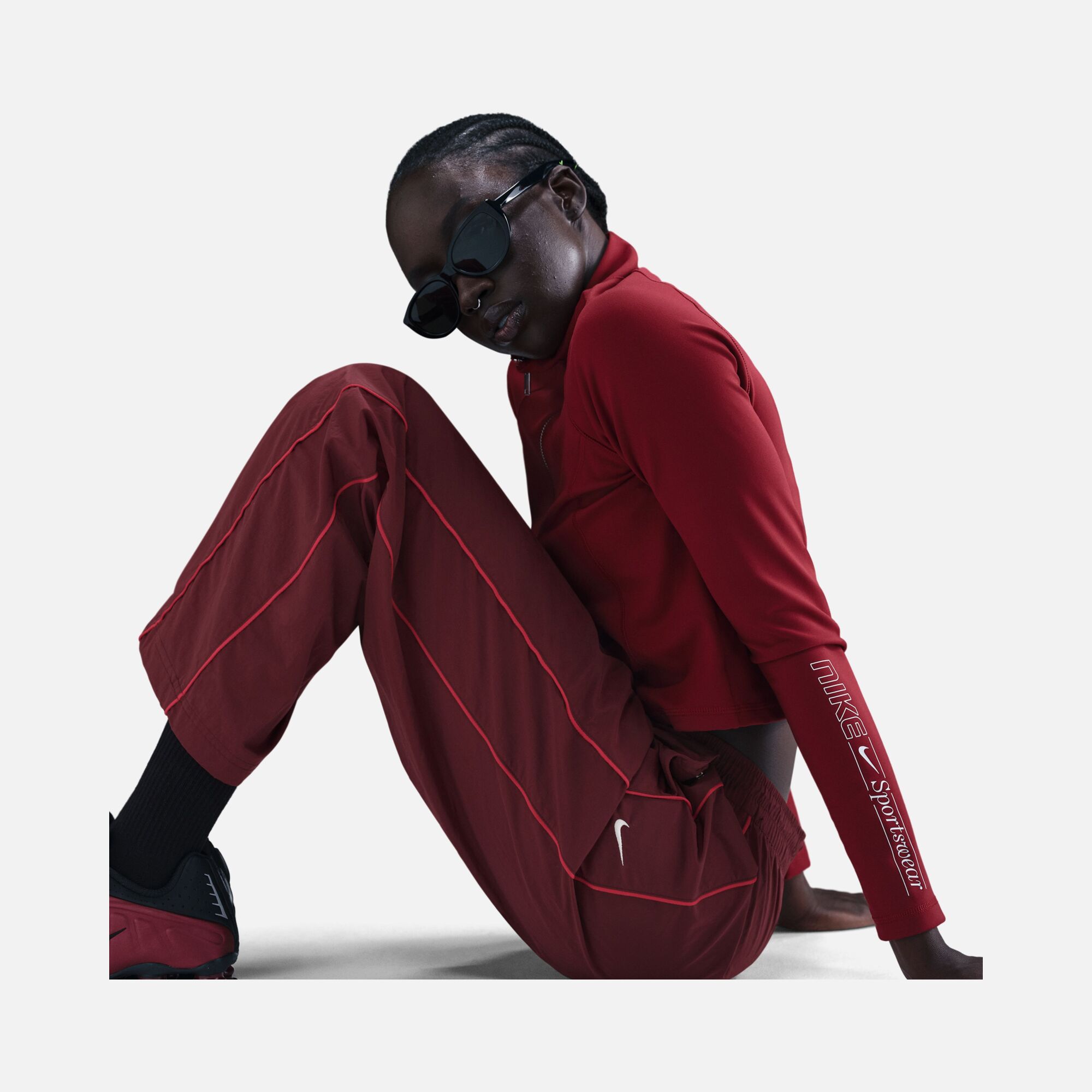 Nike Sportswear Windrunner High-Waisted Woven Open-Hem Kadın Eşofman Altı