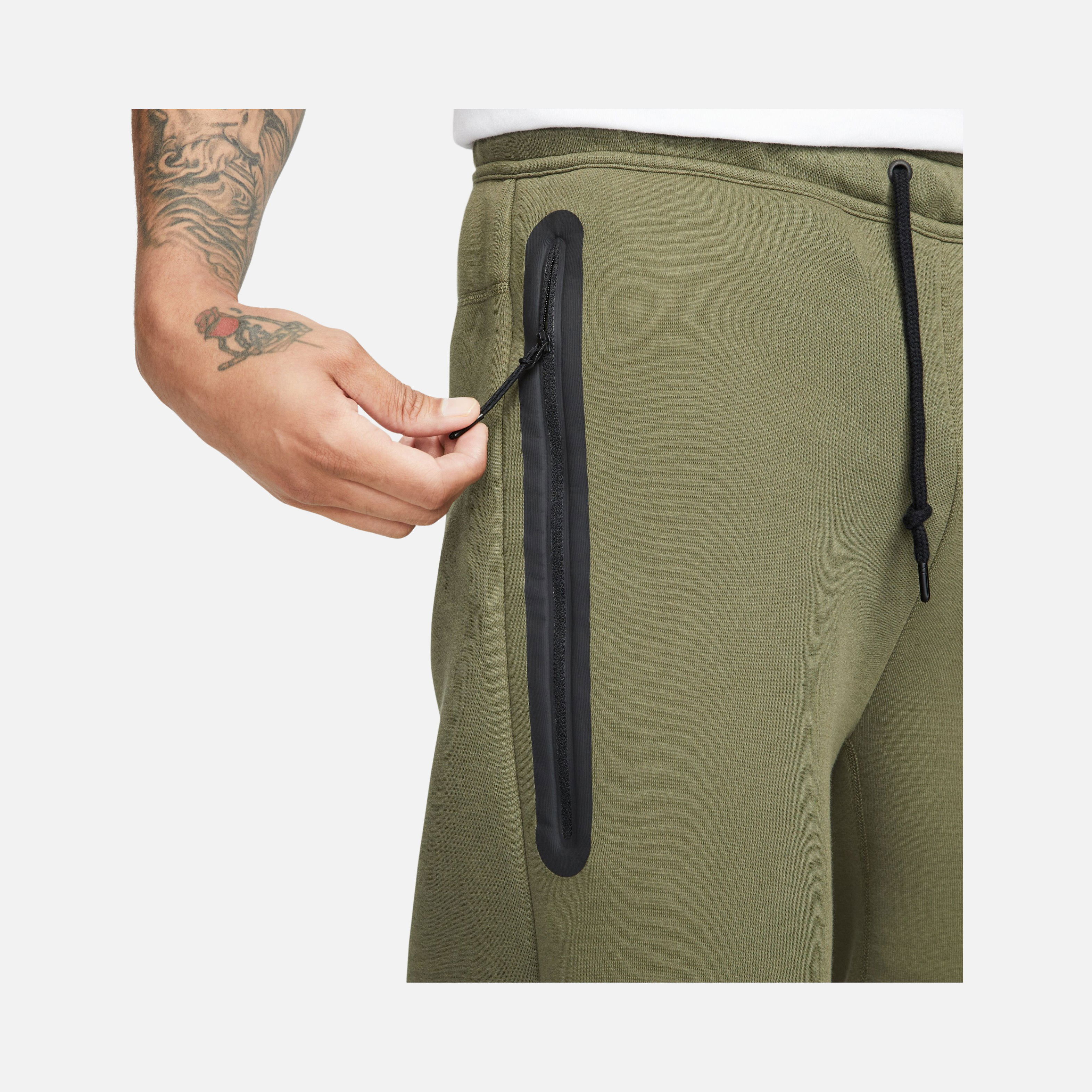 Nike Sportswear Tech Fleece FW24 Erkek Şort