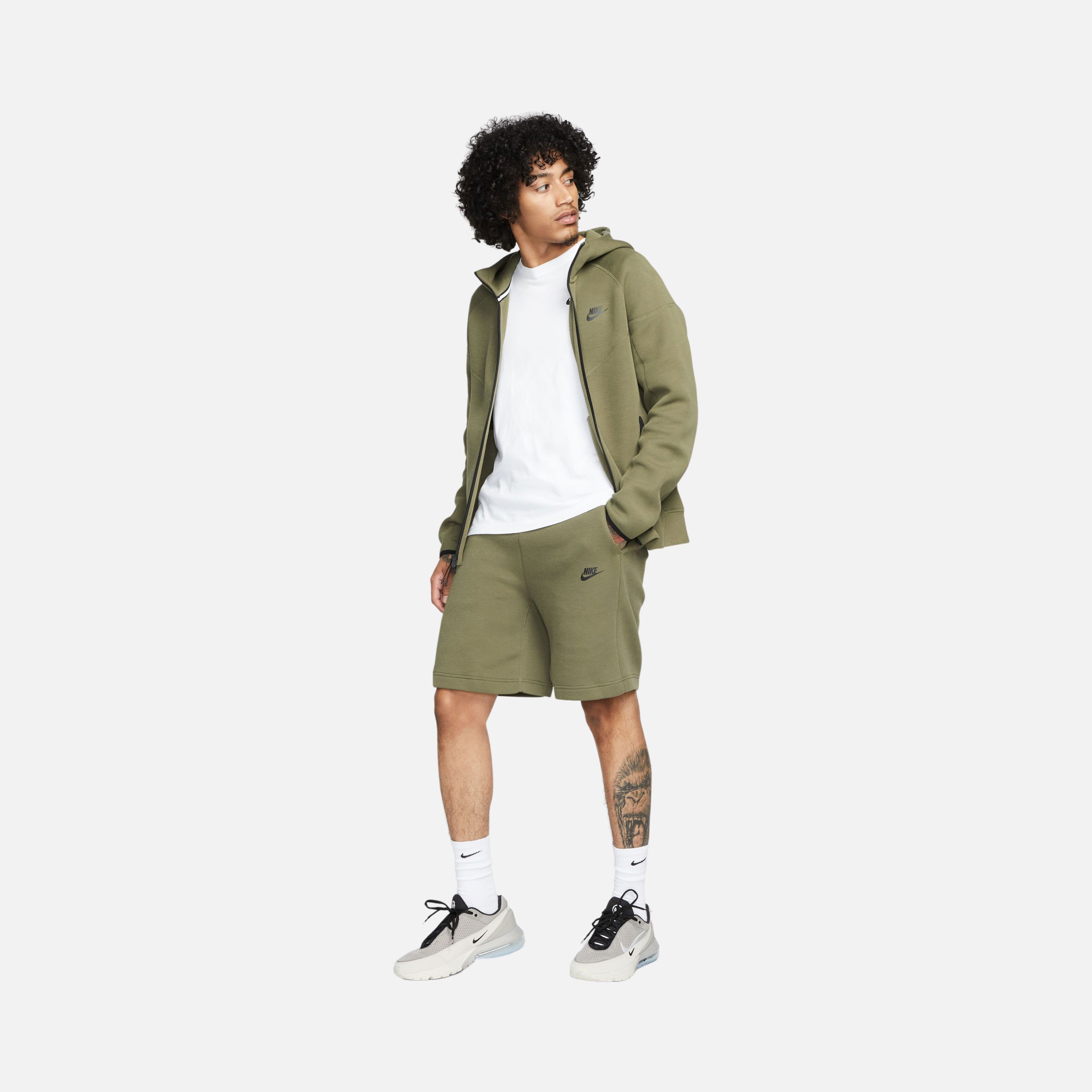 Nike Sportswear Tech Fleece FW24 Erkek Şort