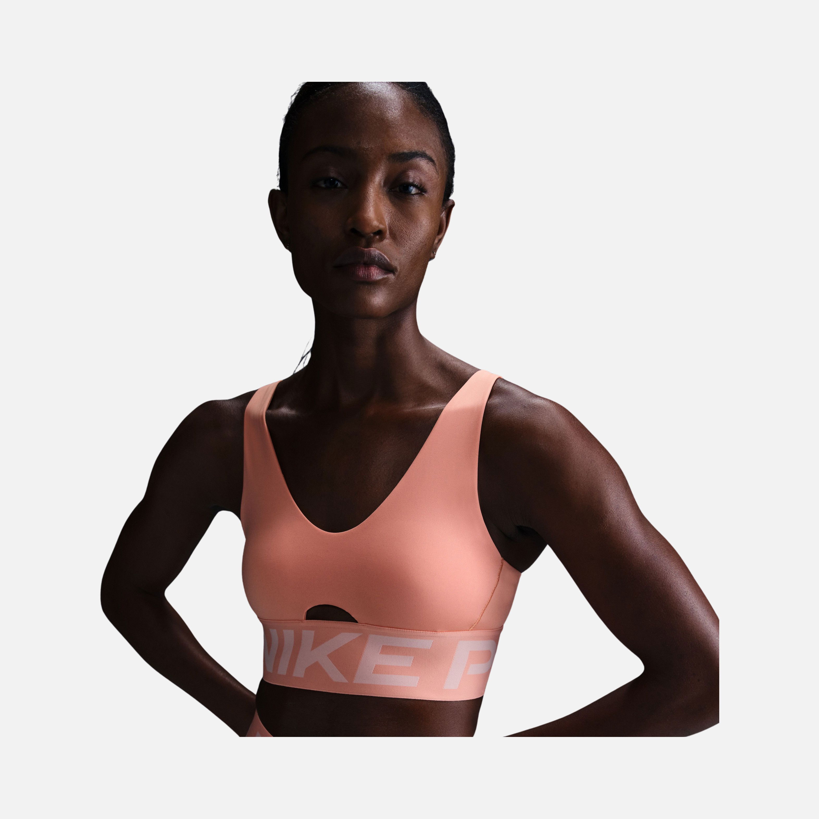 Nike Pro Indy Plunge Medium-Support Padded Training Kadın Bra