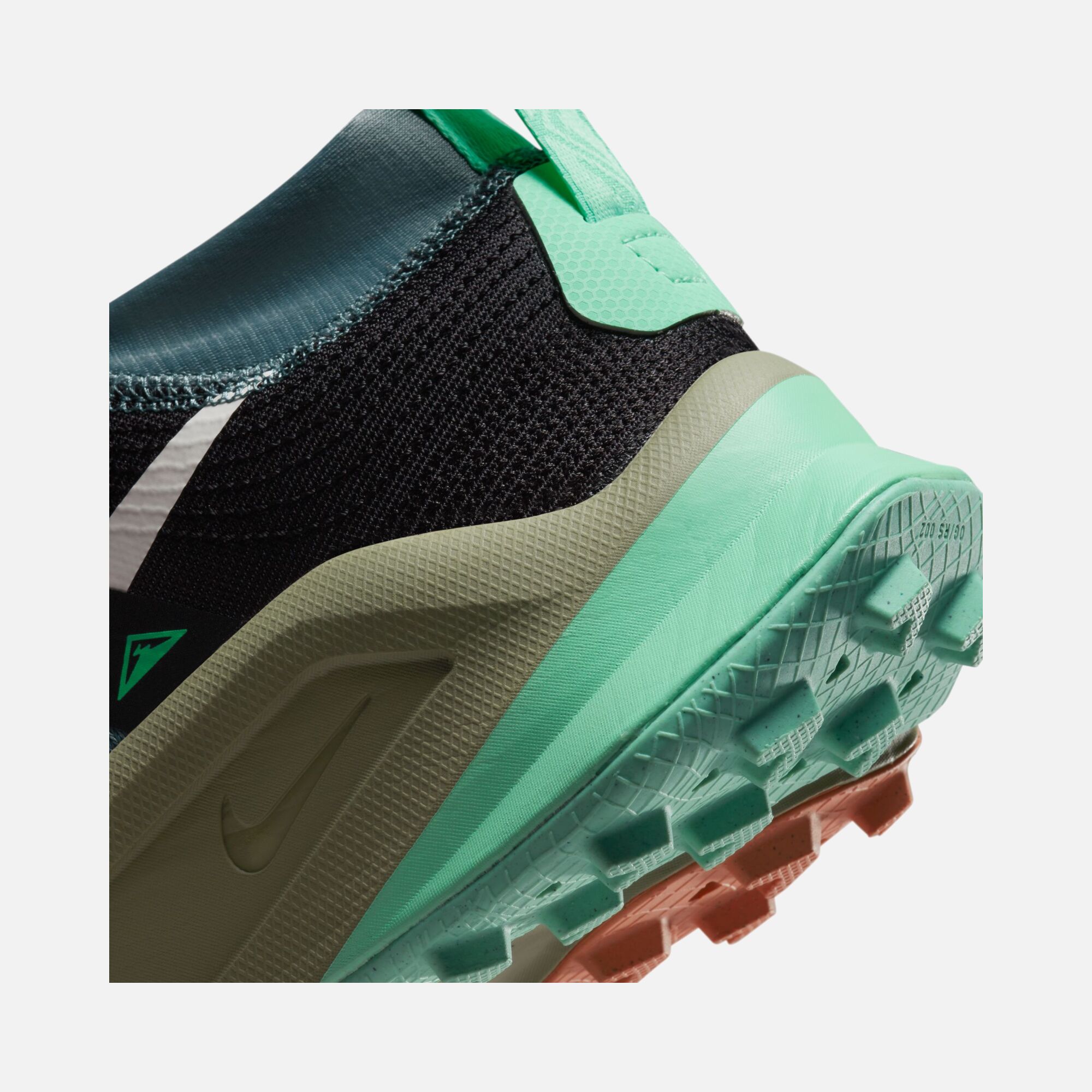 Nike ZoomX Zegama Trail-Running Erkek Spor Ayakkabı