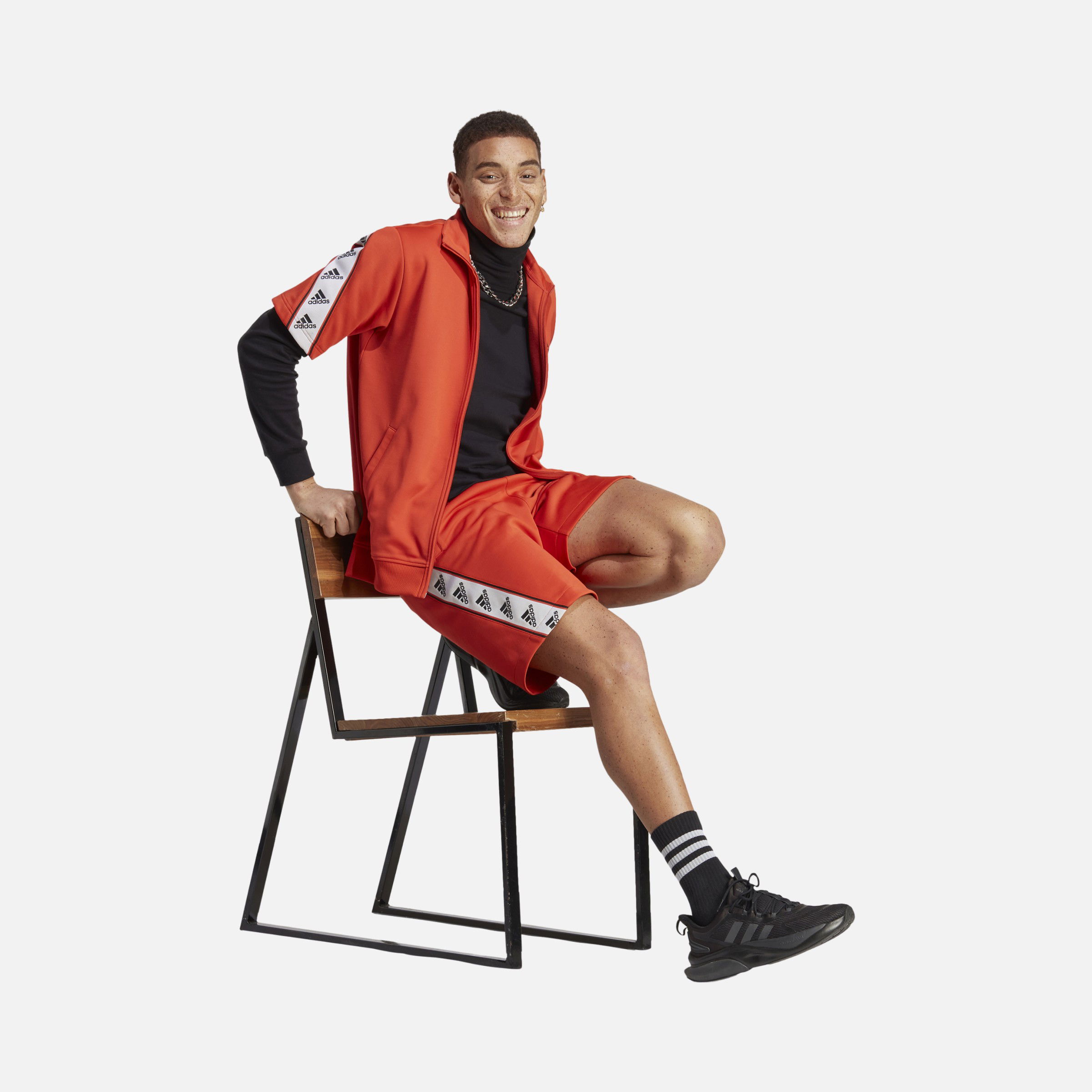 adidas Sportswear Taped Graphic Erkek Şort