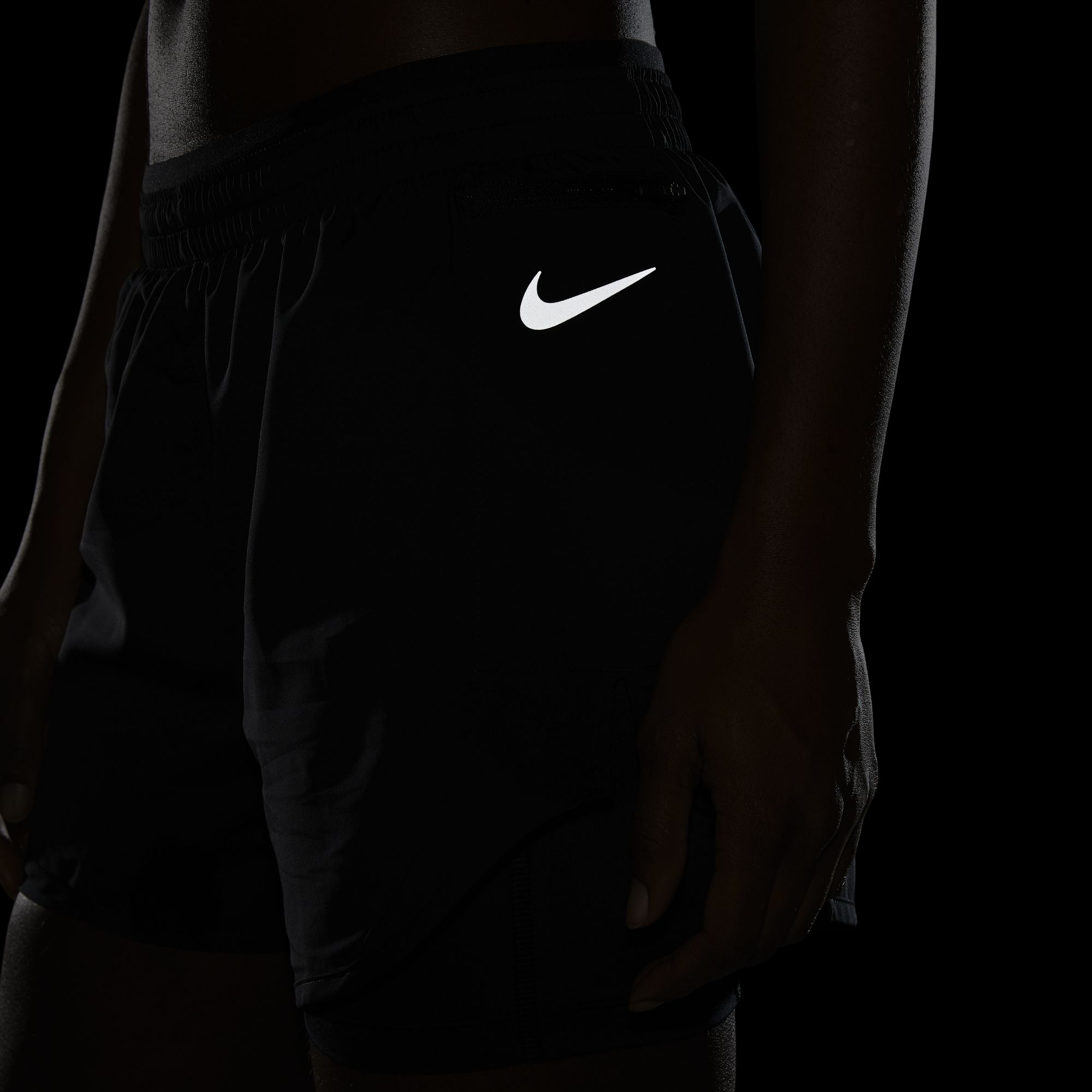 Nike Tempo Luxe 3" 2-In-1 Running Kadın Şort