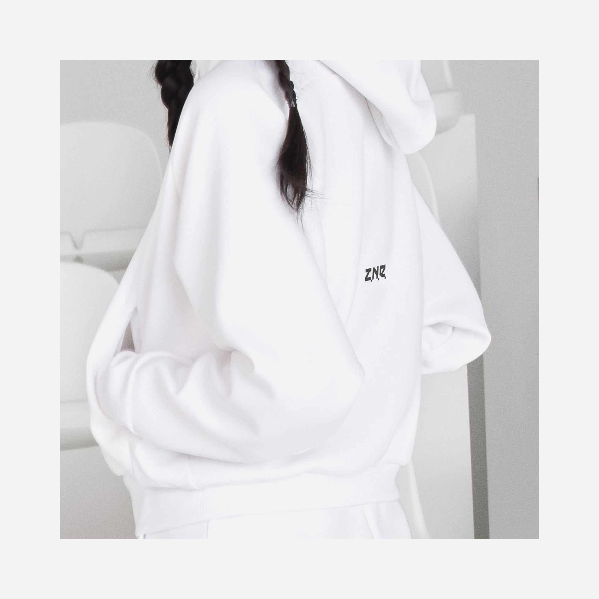 adidas Sportswear  Z.N.E. Full-Zip Hoodie kadın Sweatshirt