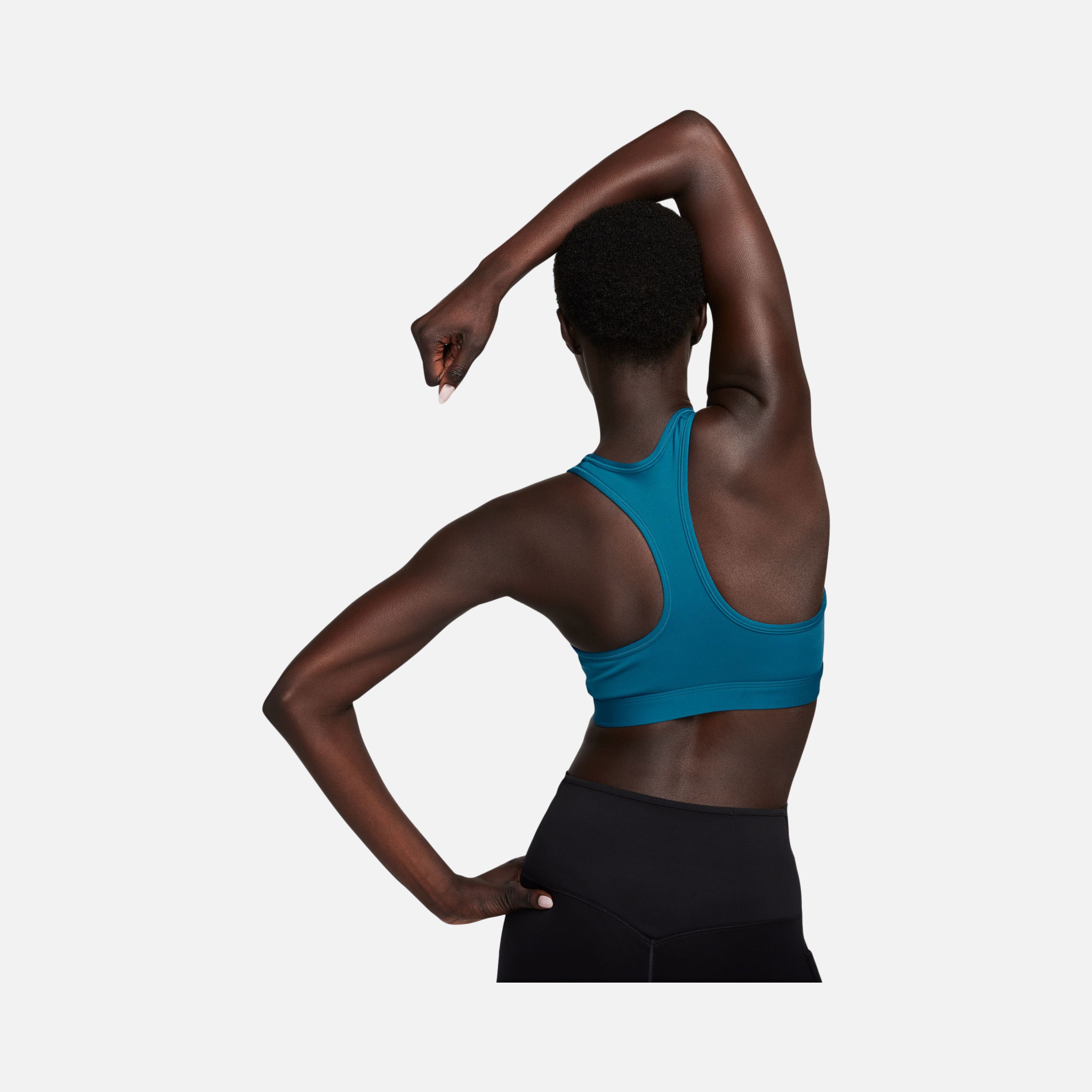 Nike Swoosh Medium Support Padded Training Kadın Bra