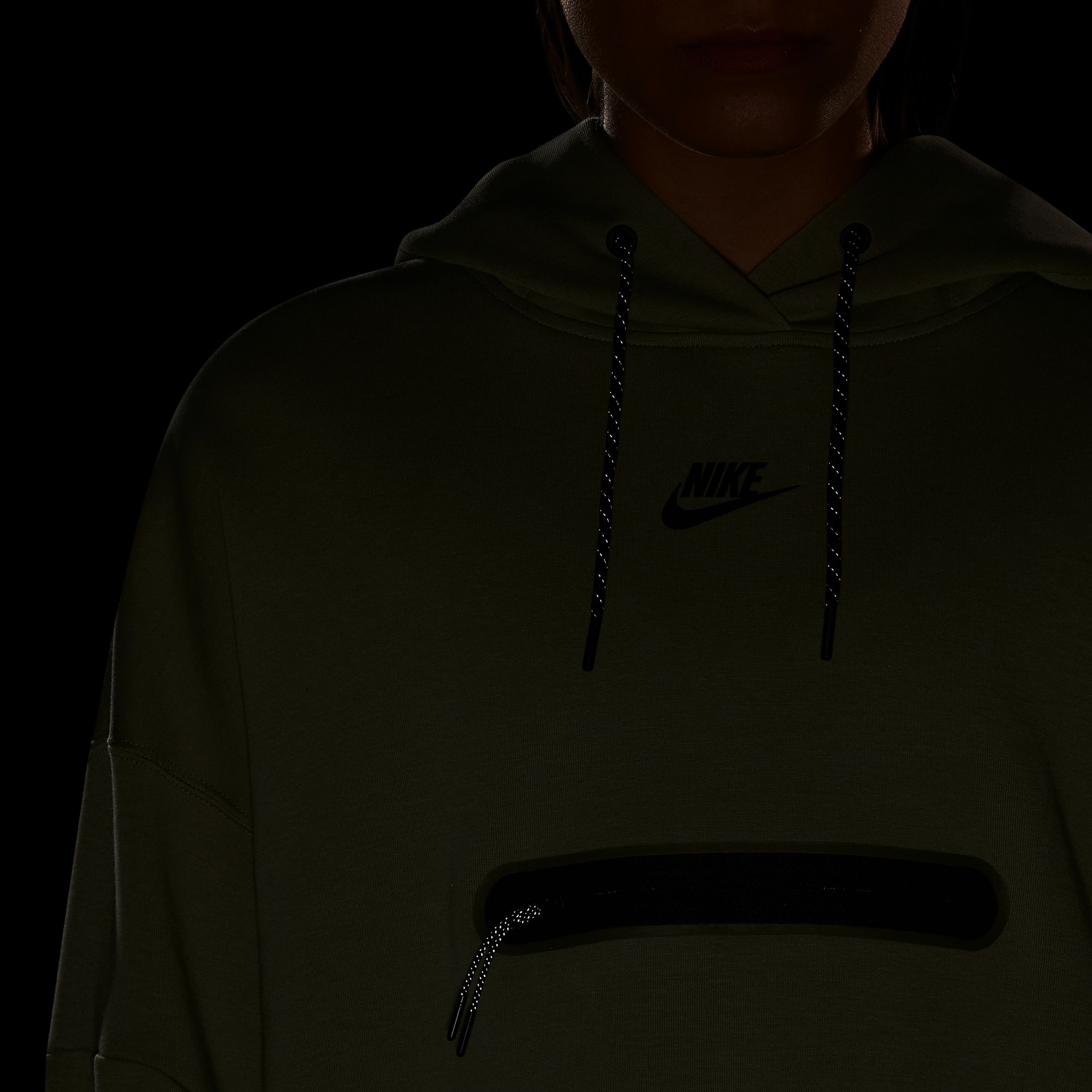 Nike Sportswear Tech Fleece Over-Oversized Crop Pullover Hoodie Kadın Sweatshirt