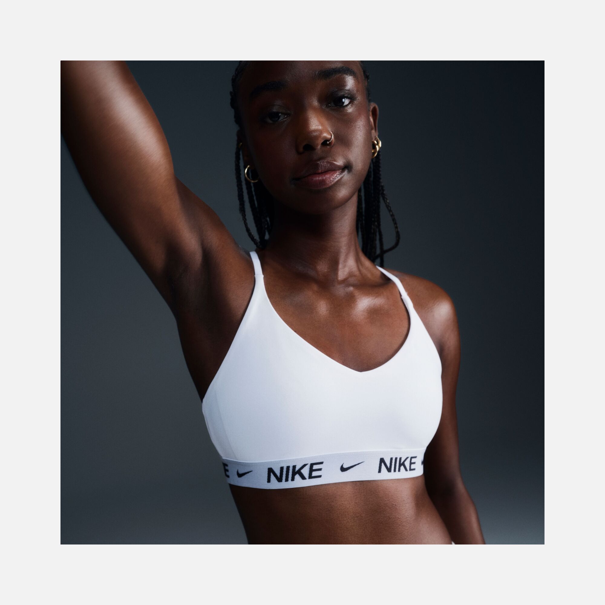Nike Indy Light-Support Padded Adjustable Training Sports Kadın Bra