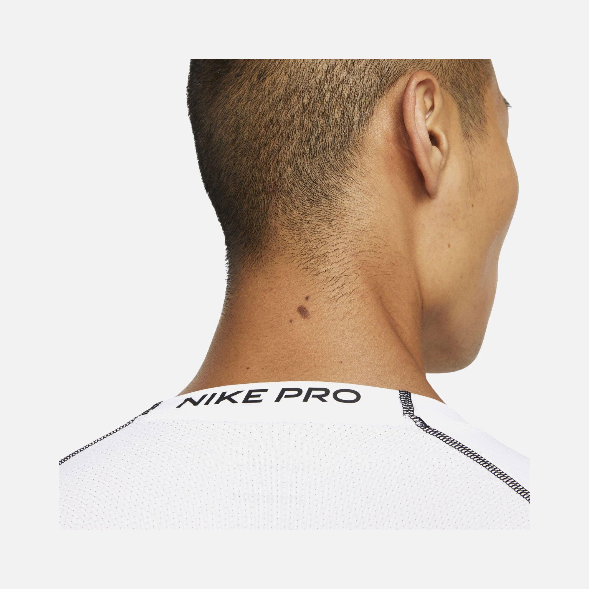 Nike Pro Dri-Fit Tight-Fit Short-Sleeve Erkek Tişört